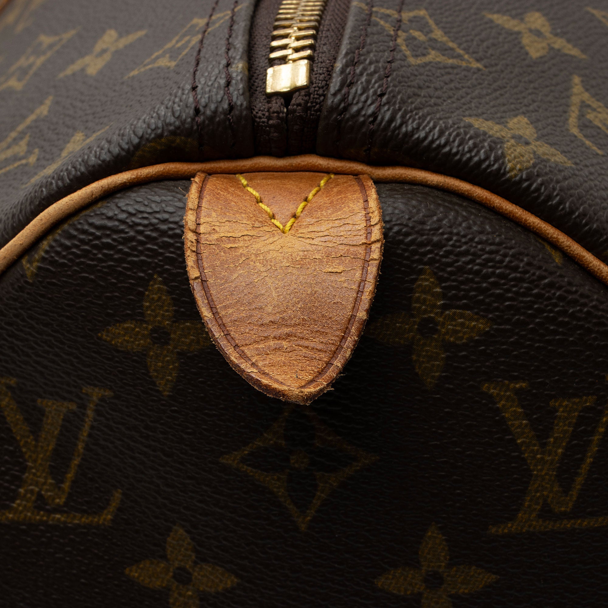 Louis Vuitton Vintage Monogram Canvas Keepall 45 Duffle Bag (SHF-sR0lBl)