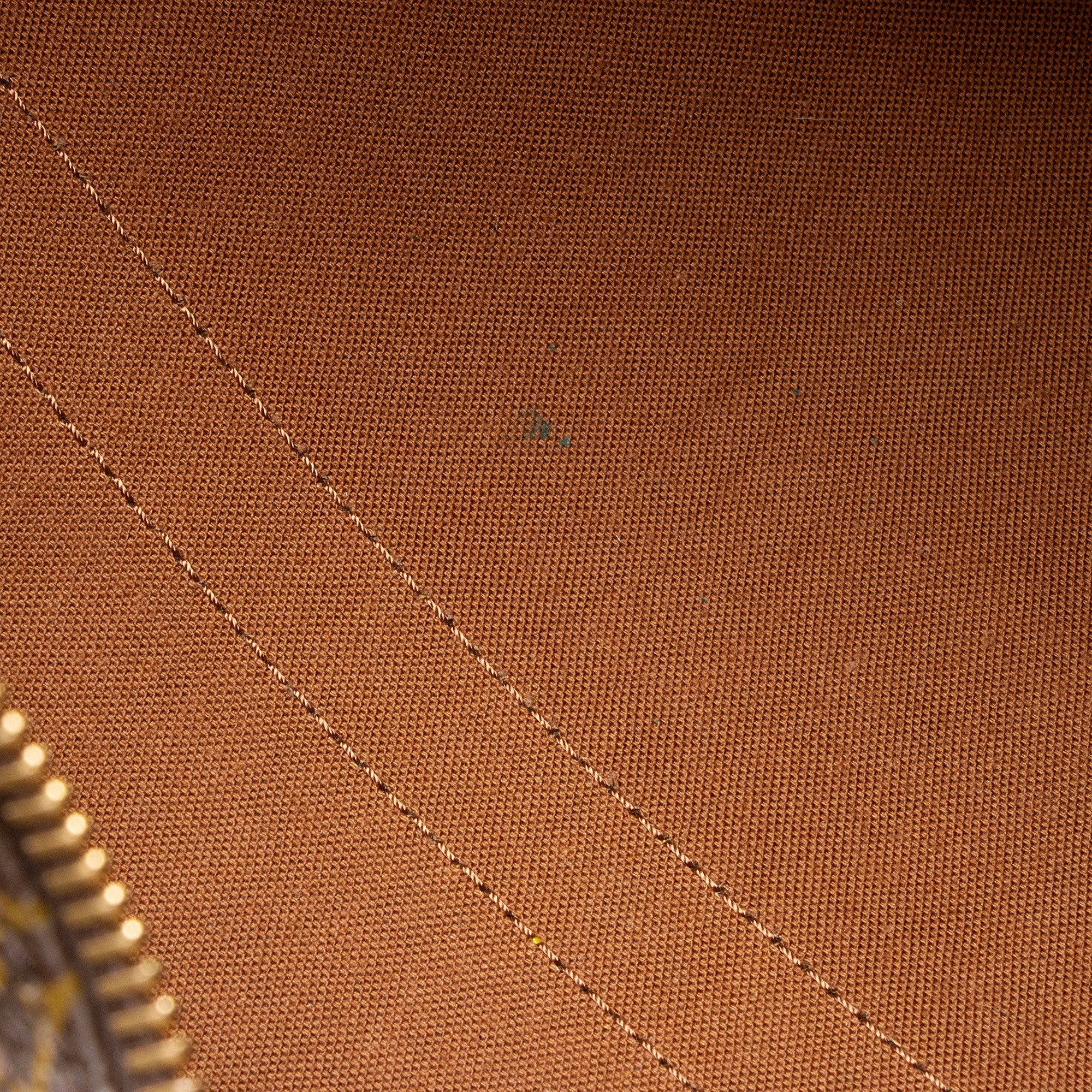 Louis Vuitton Vintage Monogram Canvas Keepall Bandouliere 50 Duffle Bag (SHF-MsNrAx)