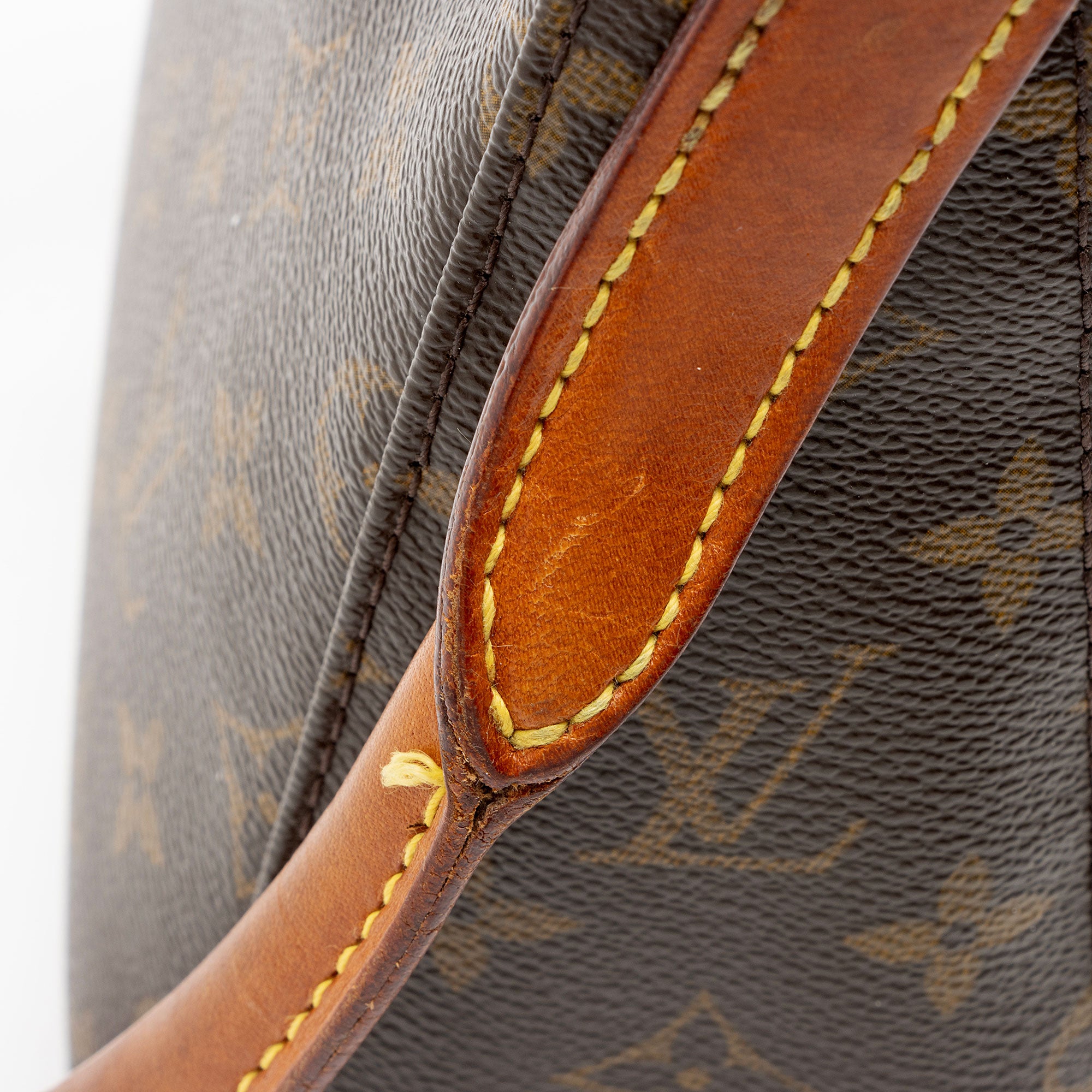 Louis Vuitton Vintage Monogram Canvas Looping MM Shoulder Bag