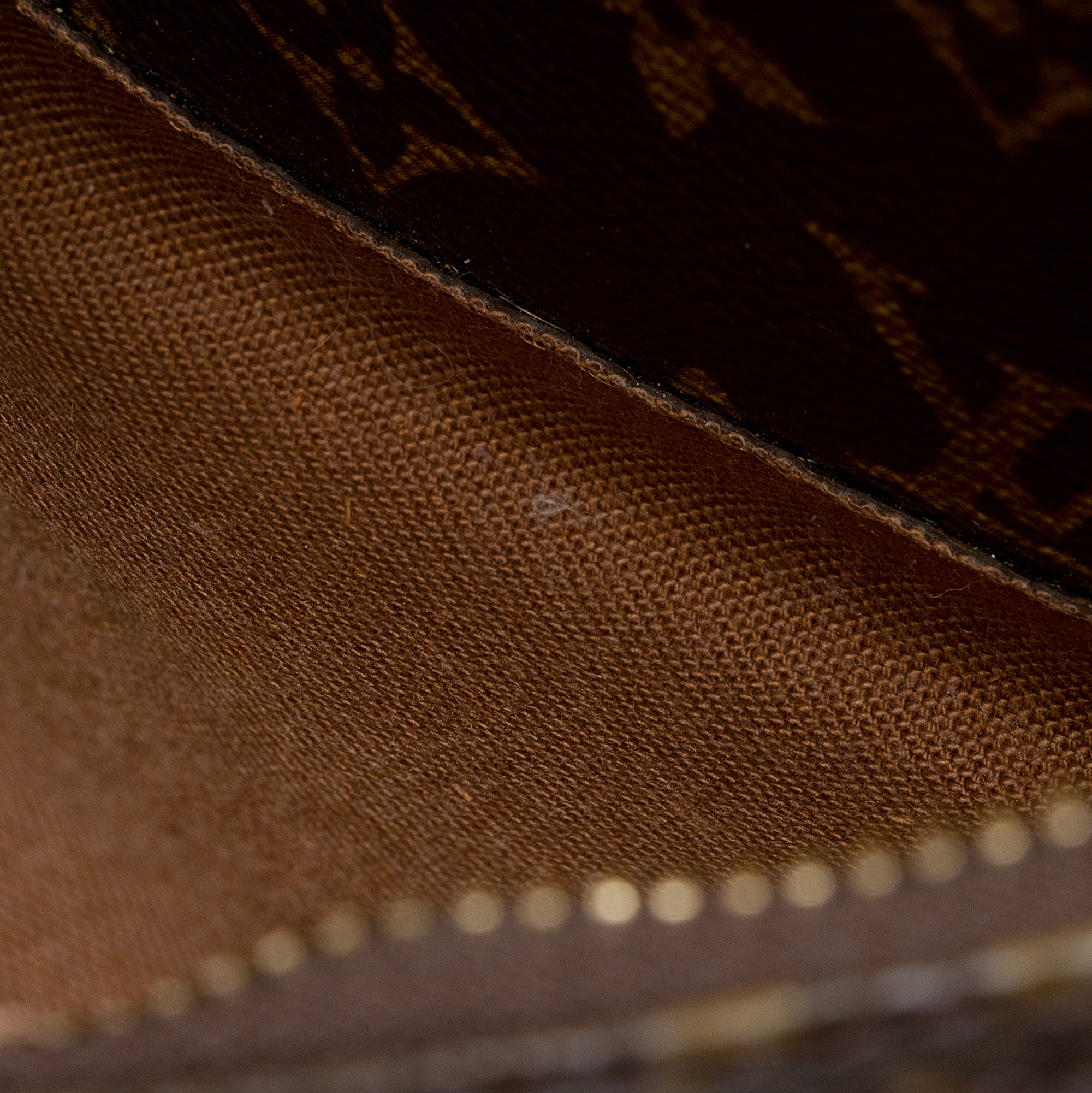 Louis Vuitton Vintage Monogram Canvas Montsouris GM Backpack (SHF-8bZl8J)