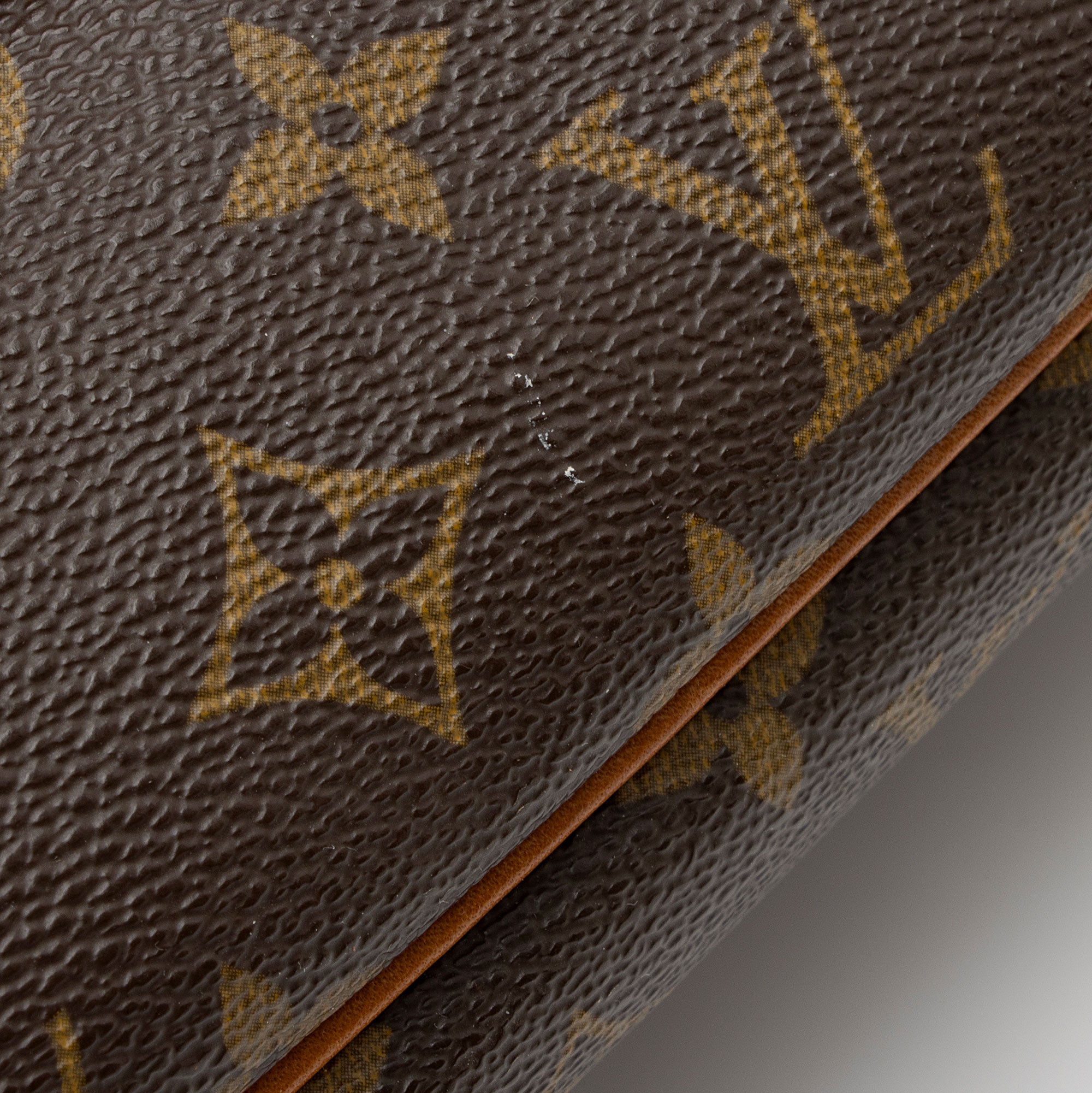 Louis Vuitton Vintage Monogram Canvas Musette Salsa GM Shoulder Bag (SHF-pOSz6A)