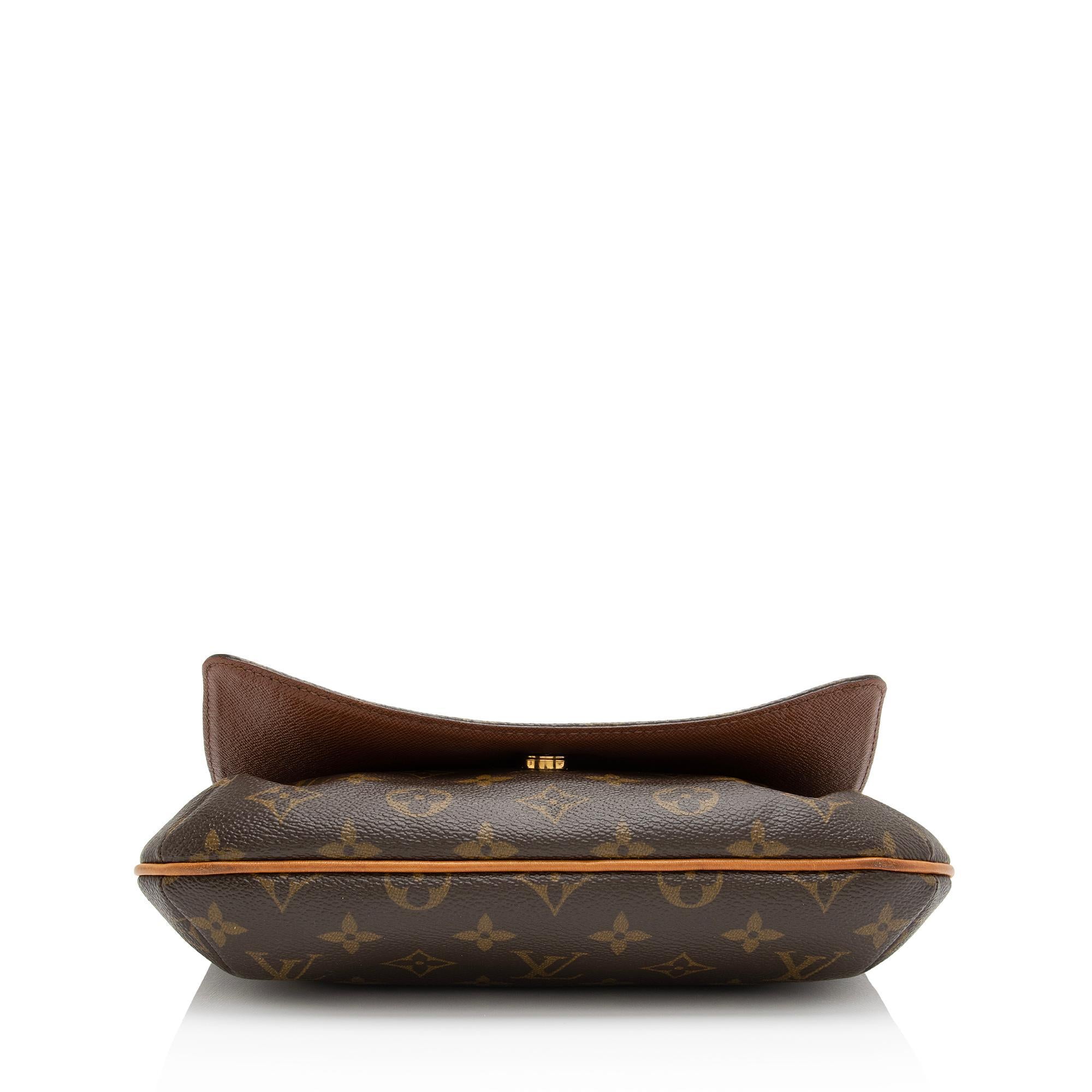 Louis Vuitton Vintage Monogram Canvas Musette Tango Shoulder Bag (SHF-xSc04e)