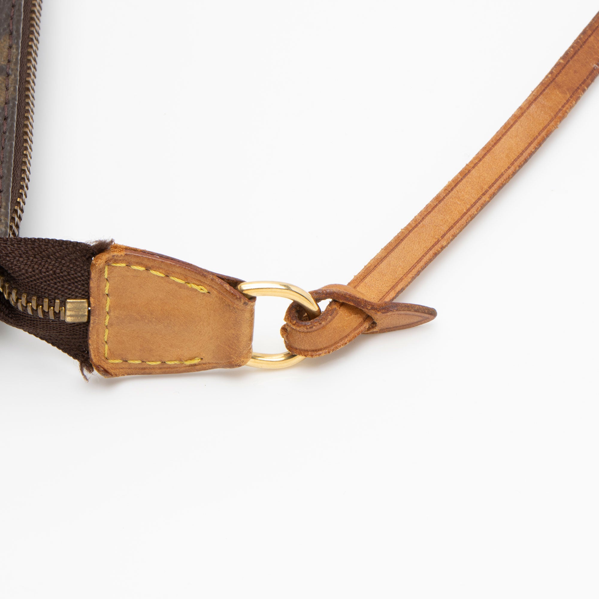 Louis Vuitton Vintage Monogram Canvas Pochette Accessoires (SHF-Ff1QSQ)