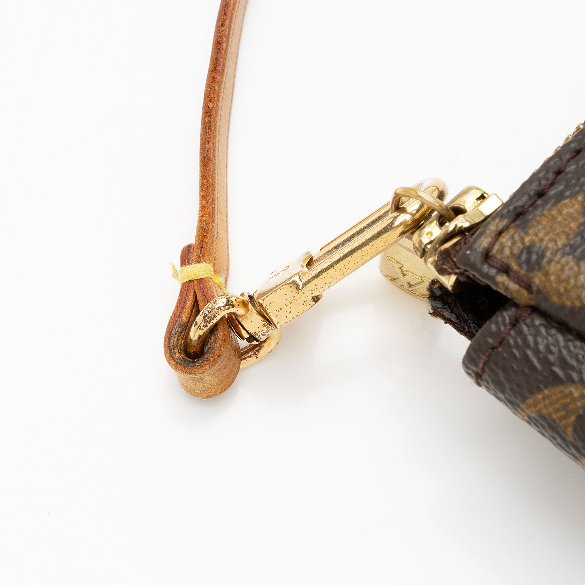 Louis Vuitton Vintage Monogram Canvas Pochette Accessoires