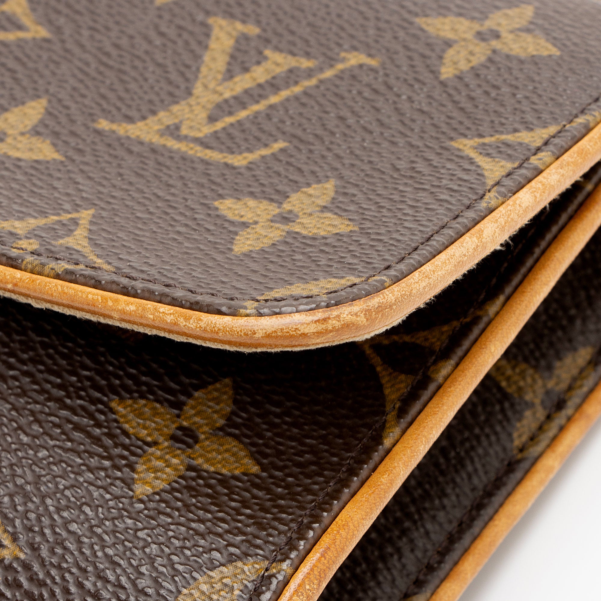 Louis Vuitton Vintage Monogram Canvas Pochette Twin GM Shoulder Bag