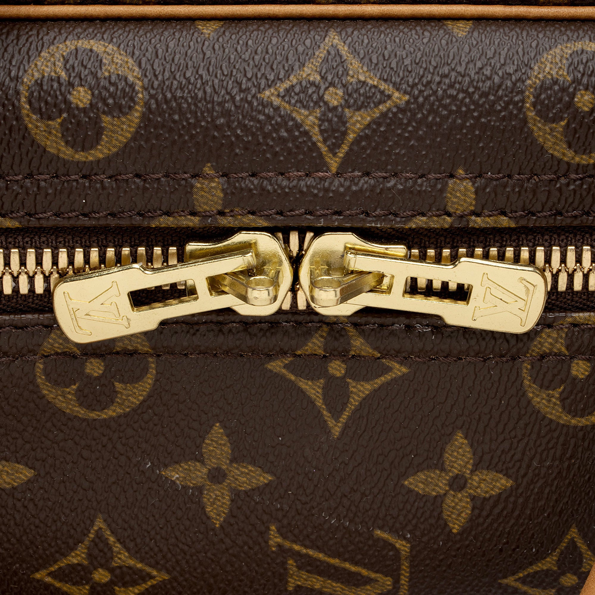 Louis Vuitton Vintage Monogram Canvas Sirius 45 Weekender (SHF-omloN0)