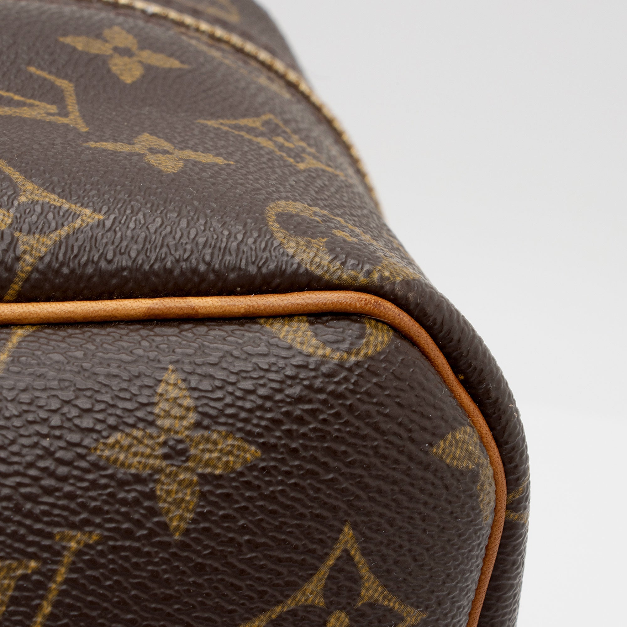 Louis Vuitton Vintage Monogram Canvas Sirius 45 Weekender (SHF-omloN0)