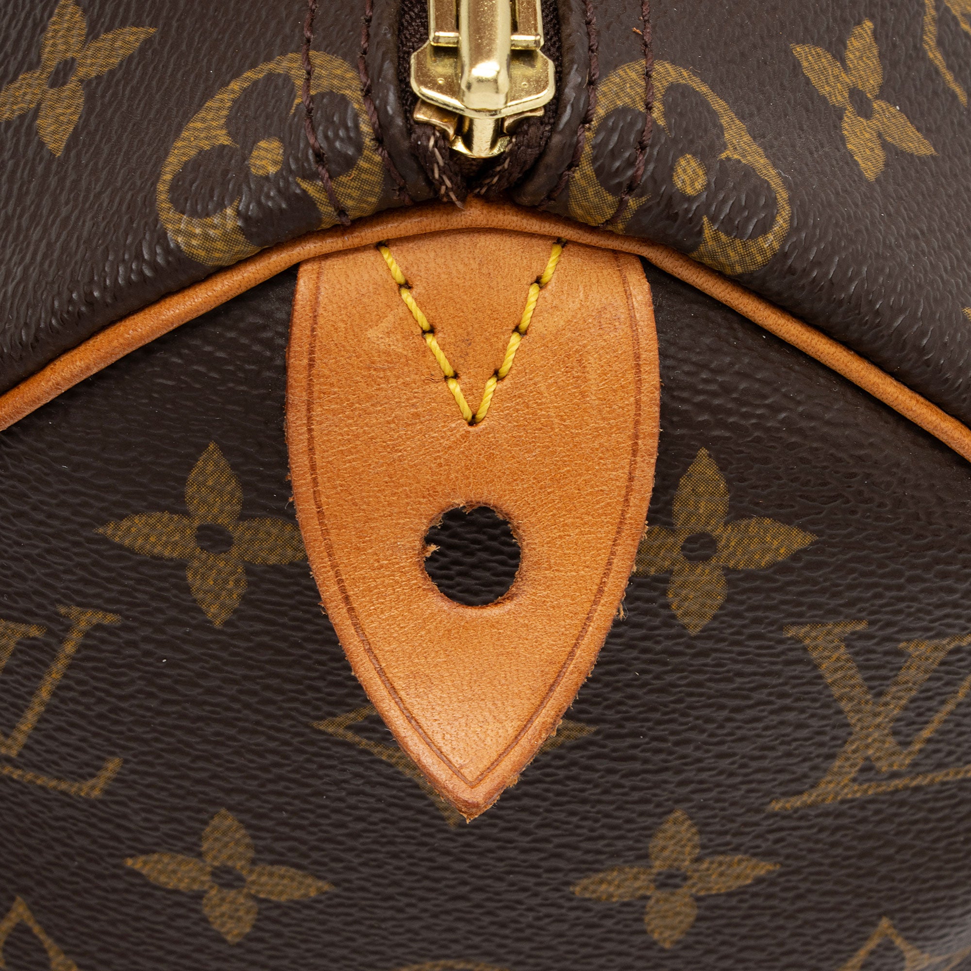 Louis Vuitton Vintage Monogram Canvas Speedy 25 Satchel (SHF-vnaAGt)