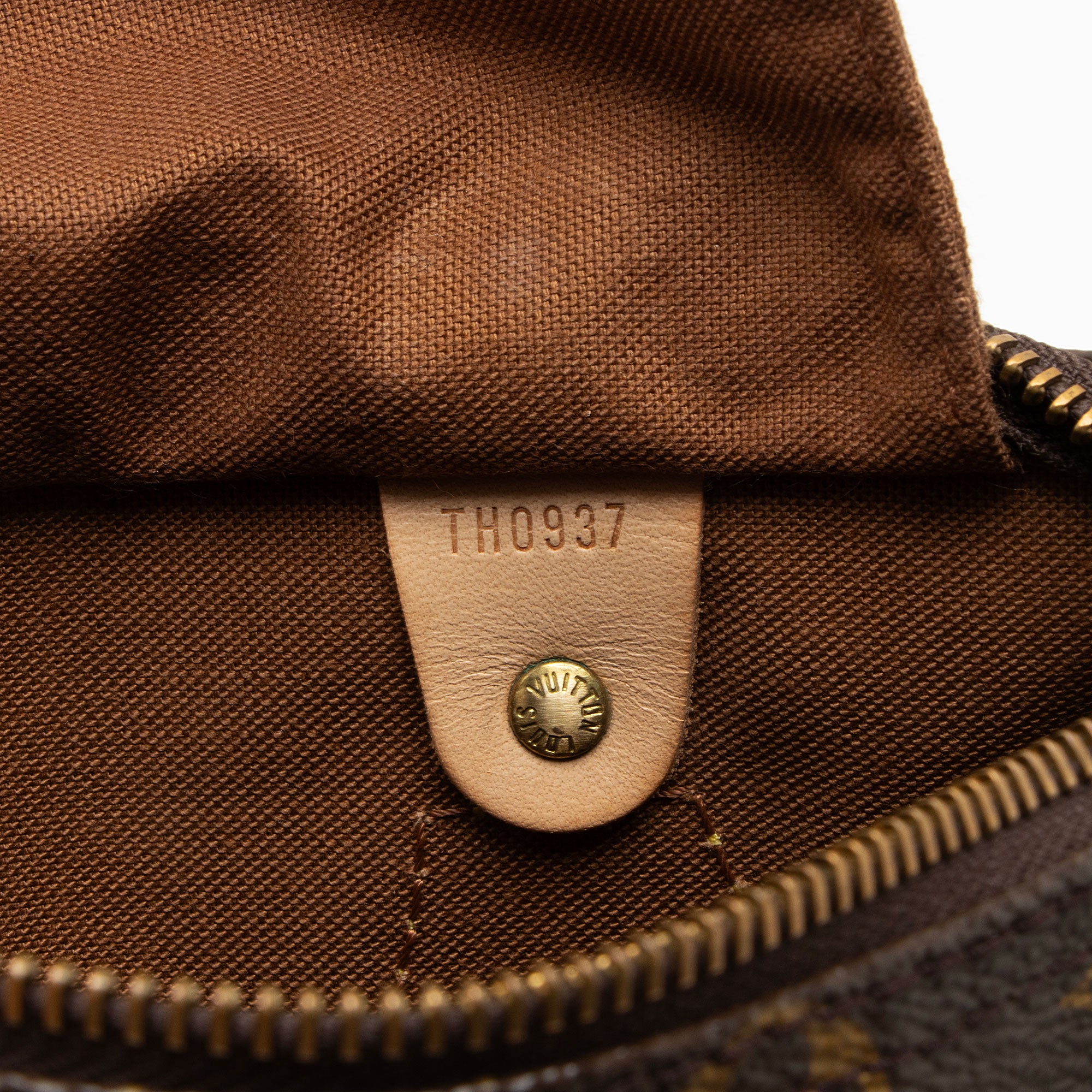 Louis Vuitton Vintage Monogram Canvas Speedy 25 Satchel