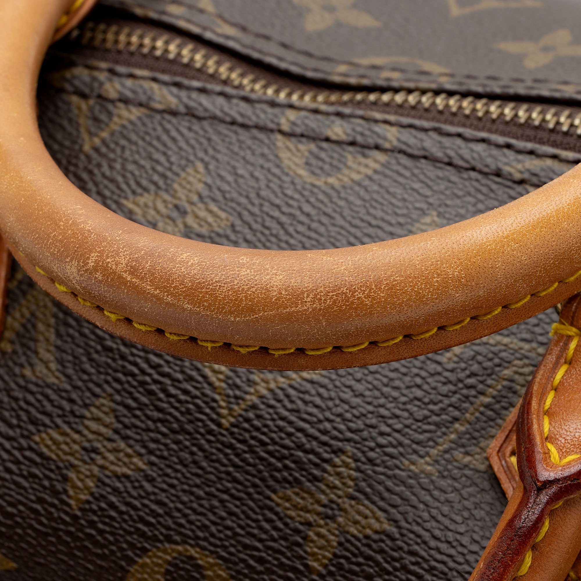 Louis Vuitton Vintage Monogram Canvas Speedy 35 Satchel (SHF-iS1dlK)