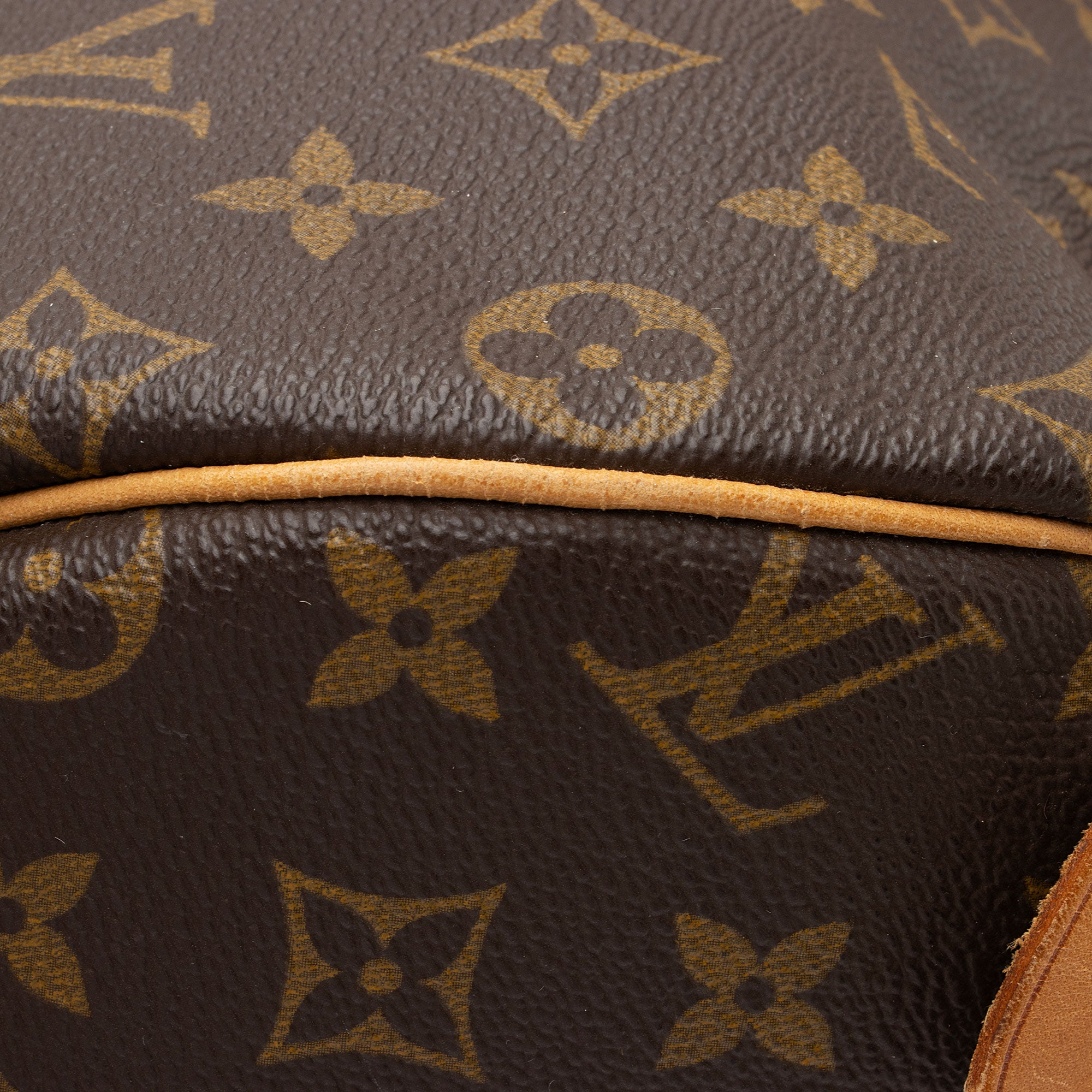 Louis Vuitton Vintage Monogram Canvas Speedy 40 Satchel (SHF-nuboZc)