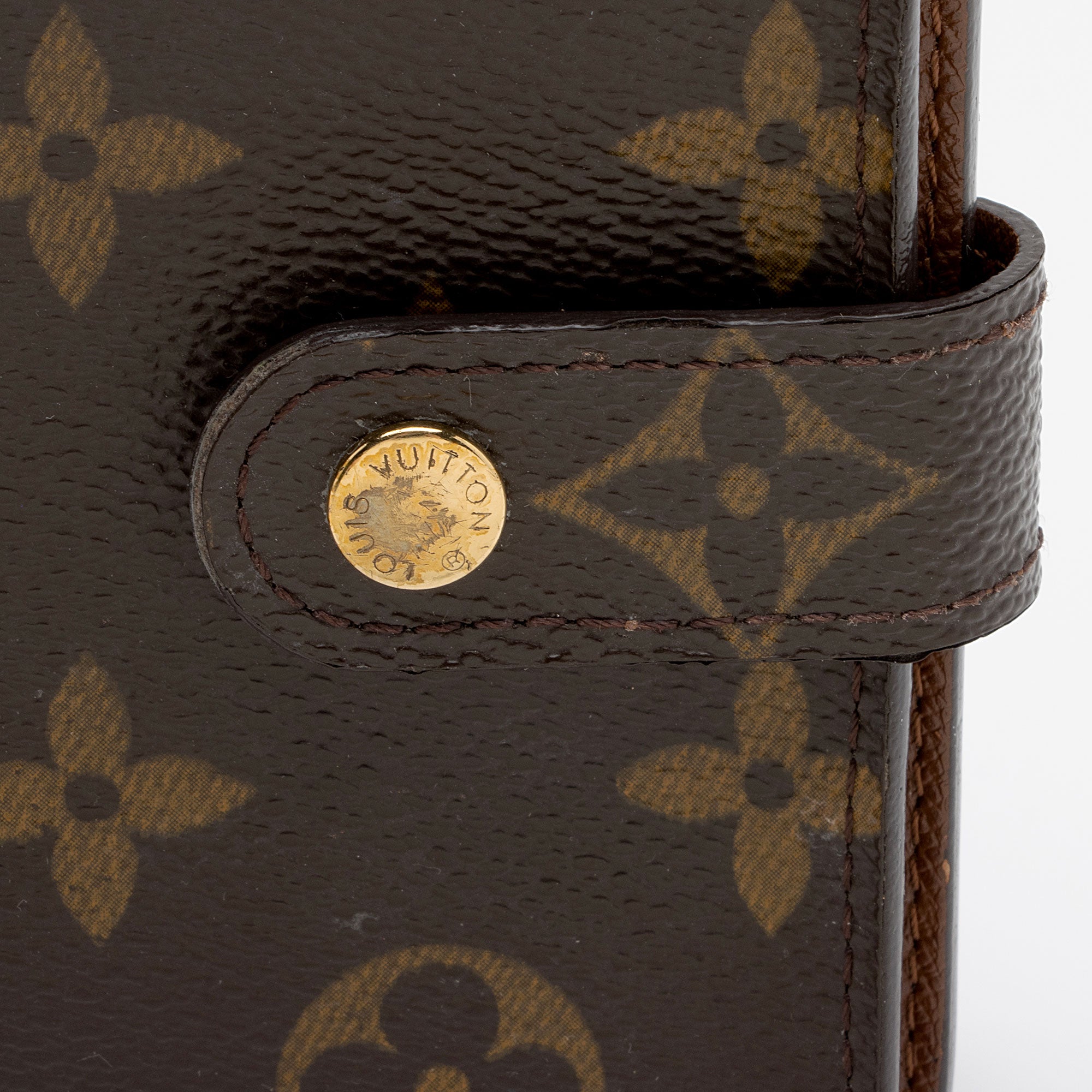 Louis Vuitton Vintage Monogram Canvas Zipped Compact Wallet (SHF-l3w9oX)