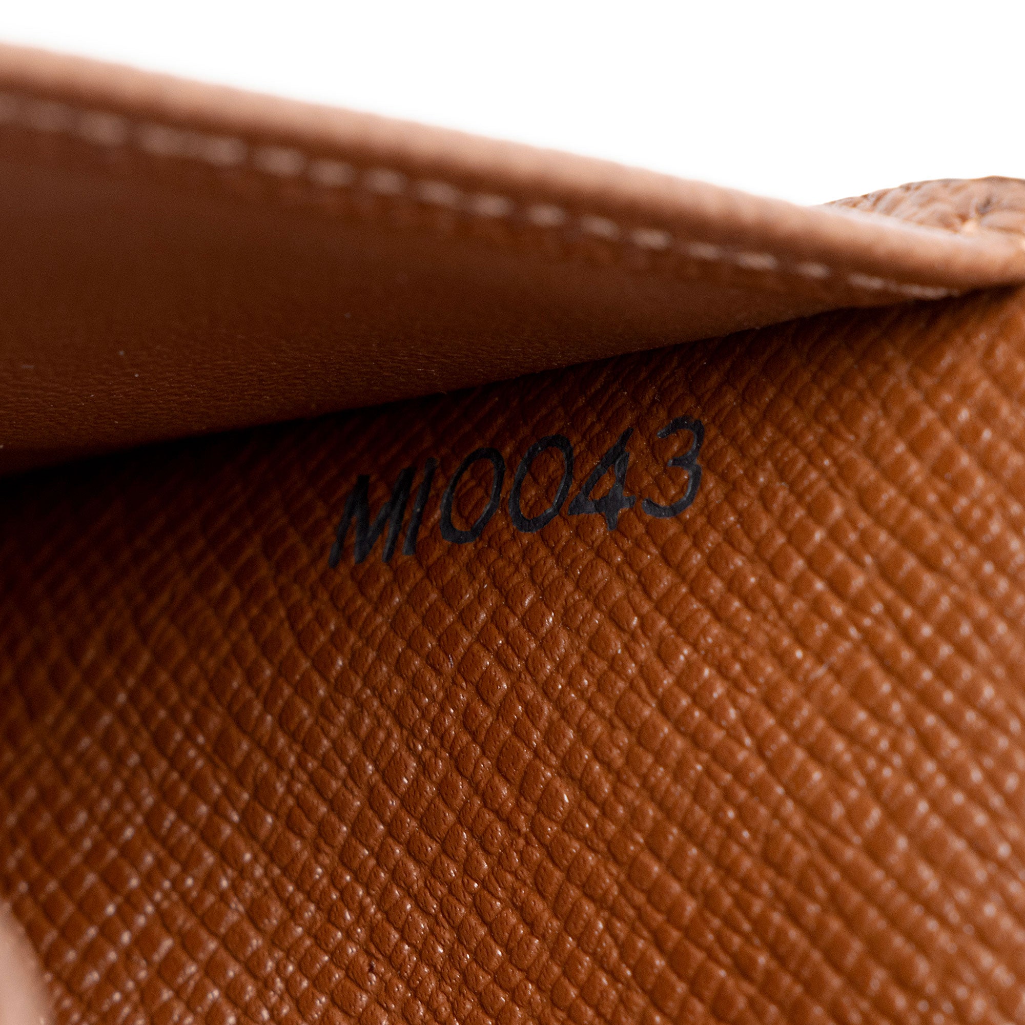 Louis Vuitton Vintage Monogram Canvas Zipped Compact Wallet
