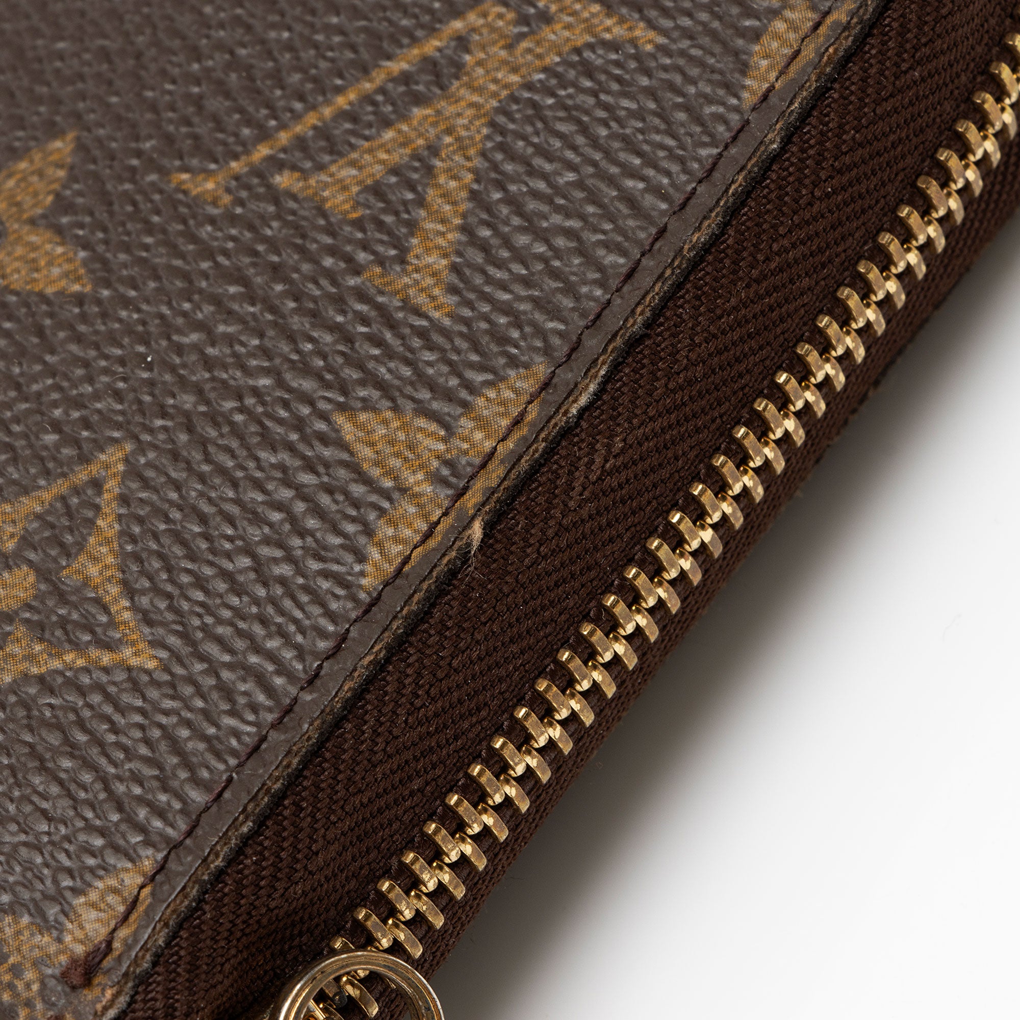 Louis Vuitton Vintage Monogram Canvas Zippy Organizer Wallet