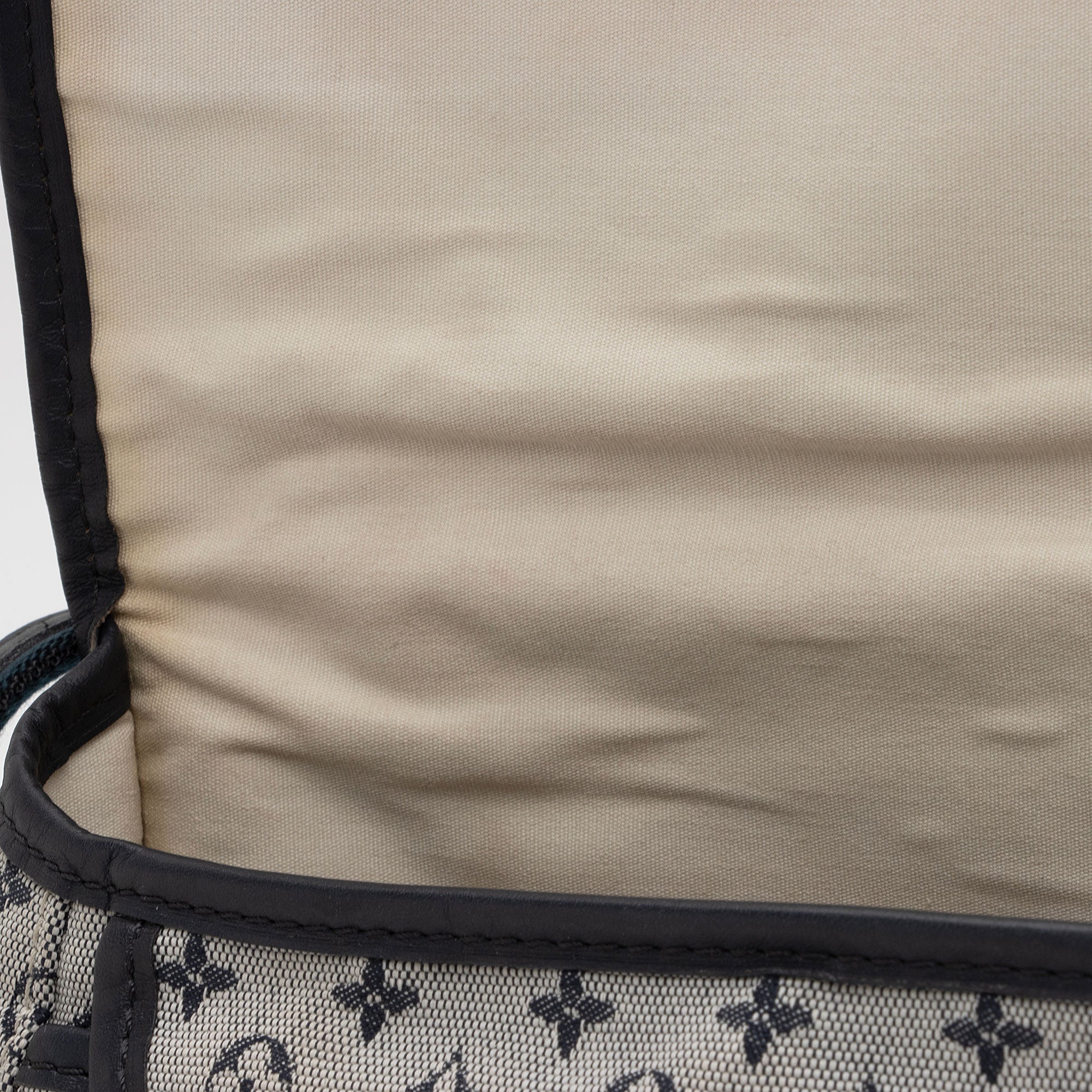 Louis Vuitton Vintage Monogram Mini Lin Berangere Shoulder Bag (SHF-tp3ki9)