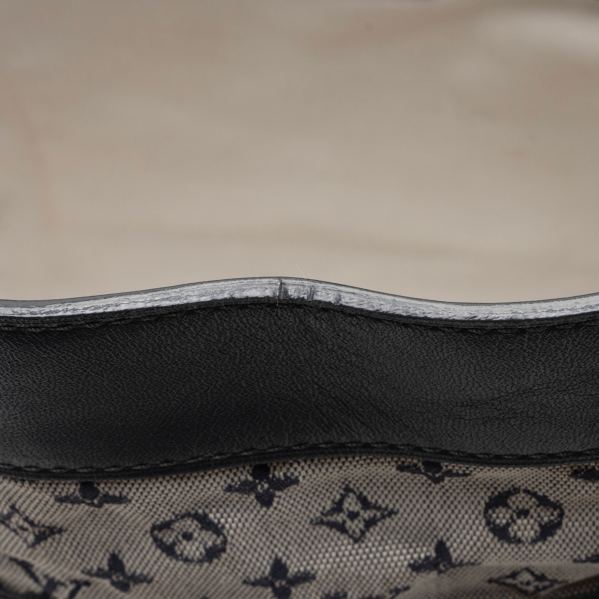 Louis Vuitton Vintage Monogram Mini Lin Lucille GM Tote (SHF-gnQmb3)