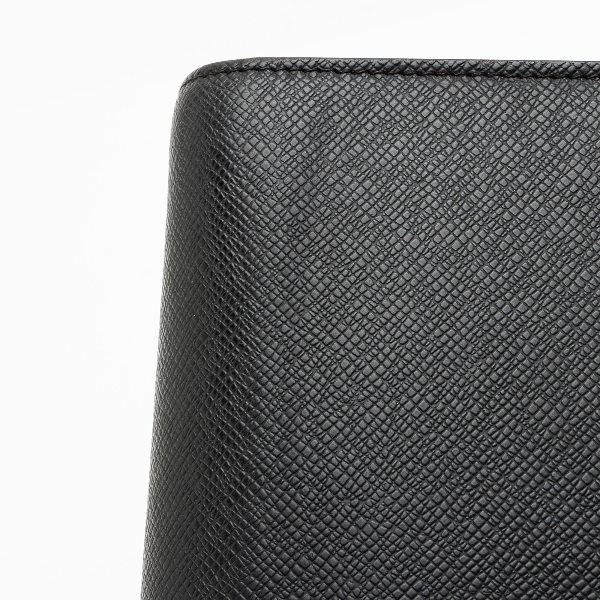 Louis Vuitton Vintage Taiga Leather Baikal Wristlet