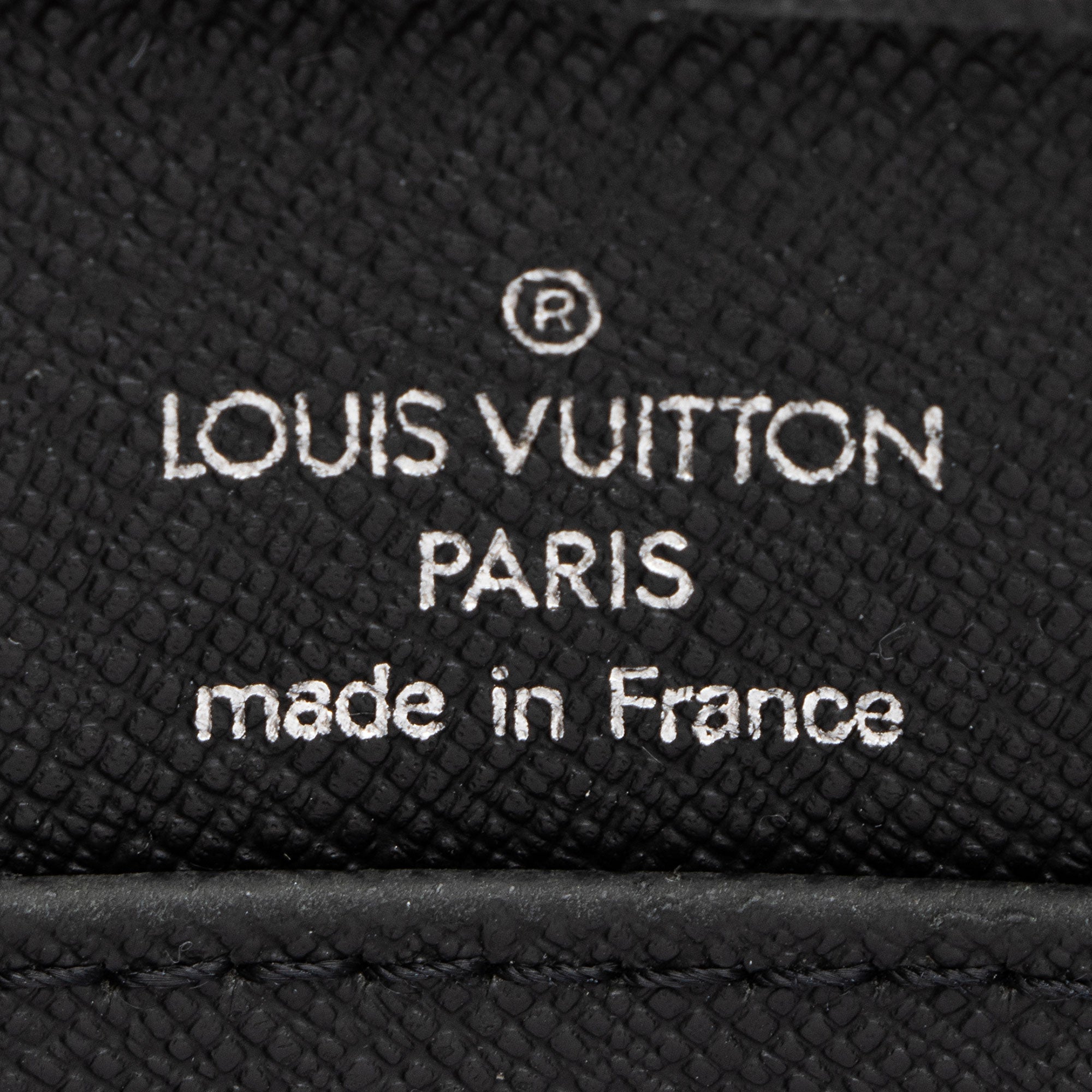 Louis Vuitton Vintage Taiga Leather Baikal Wristlet