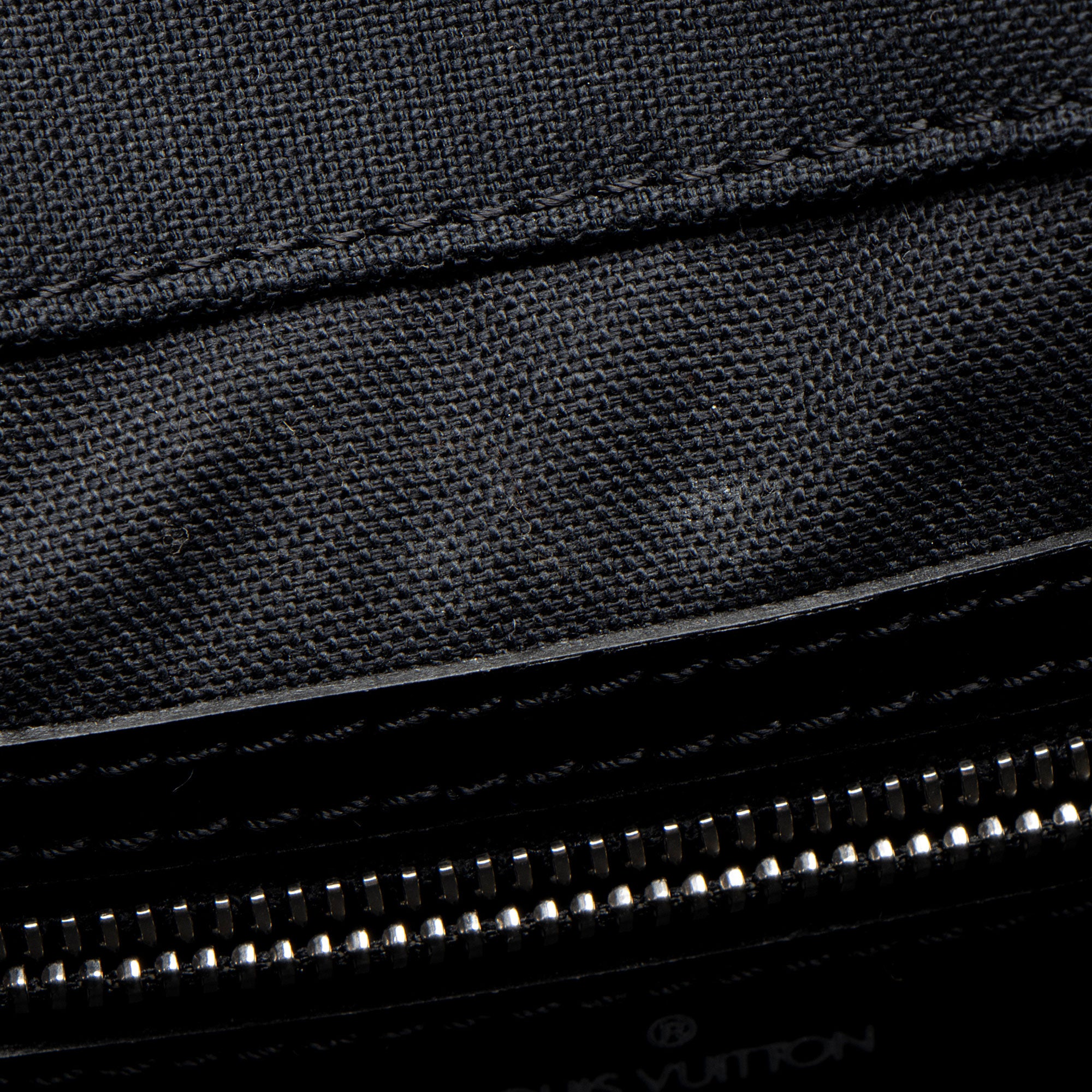 Louis Vuitton Vintage Taiga Leather Viktor Messenger