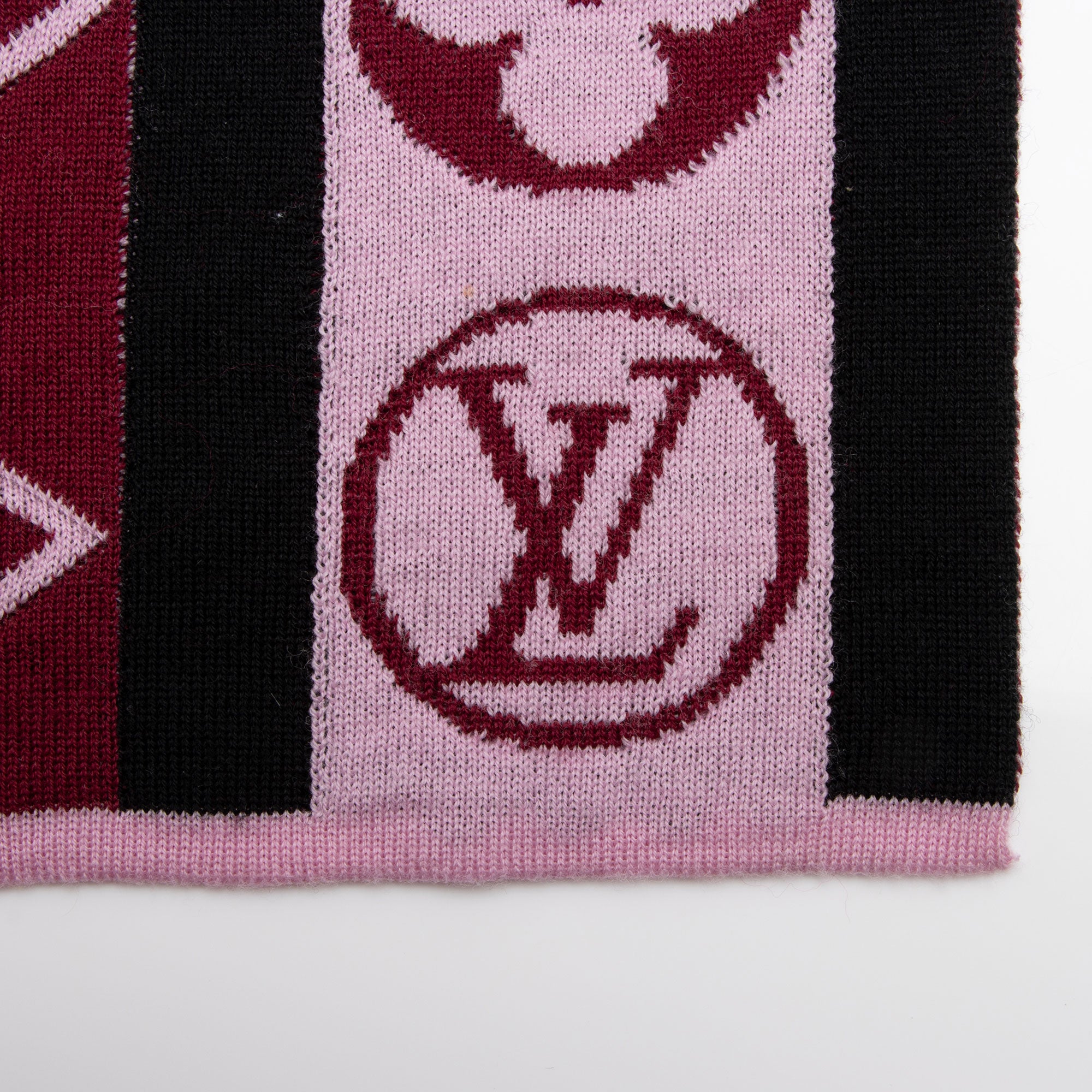 Louis Vuitton Wool Idylle Blossom Scarf (SHF-O1m4j4)
