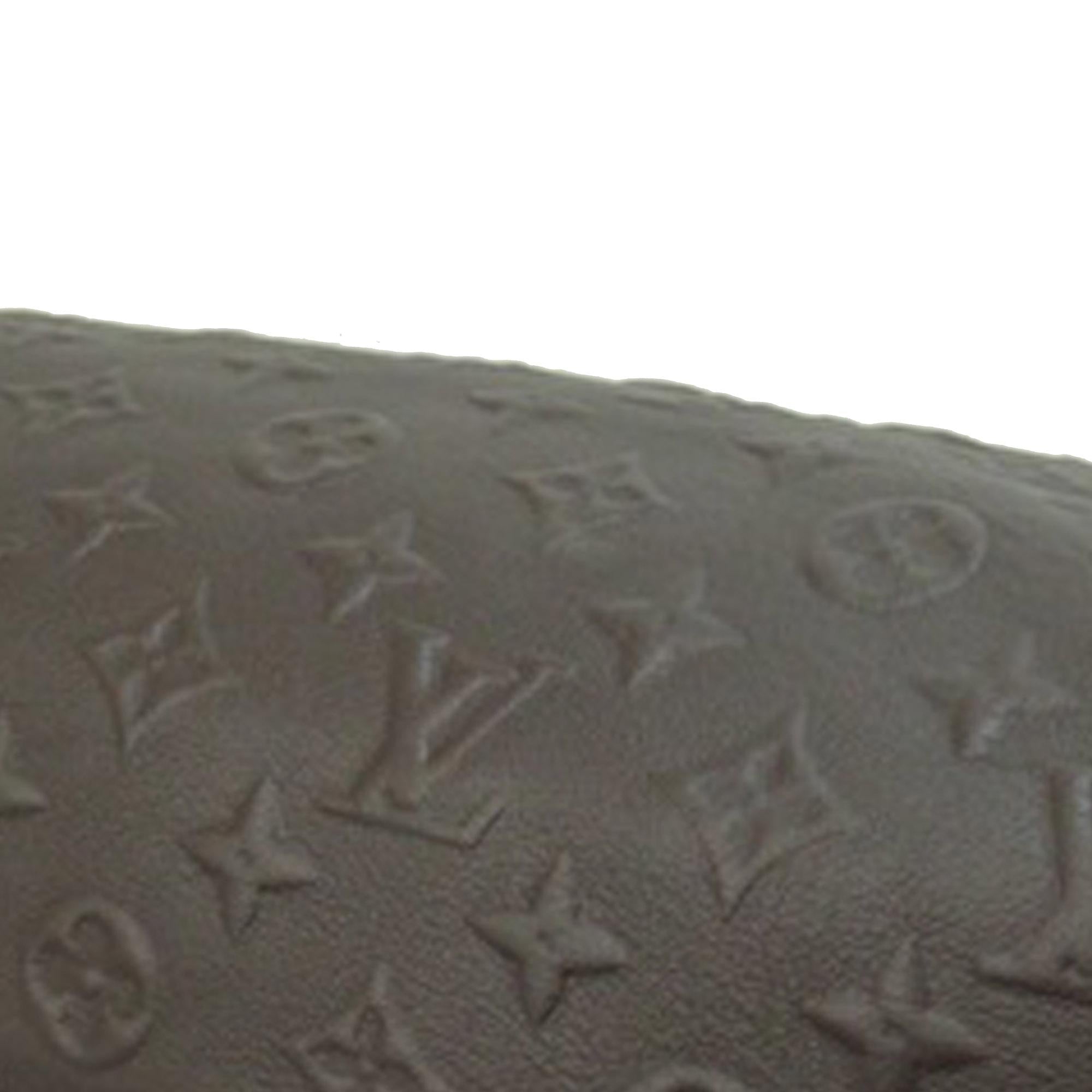 Louis Vuitton x EDUN Monogram Revelation Keepall Bandouliere 45 (SHG-GtLY7R)