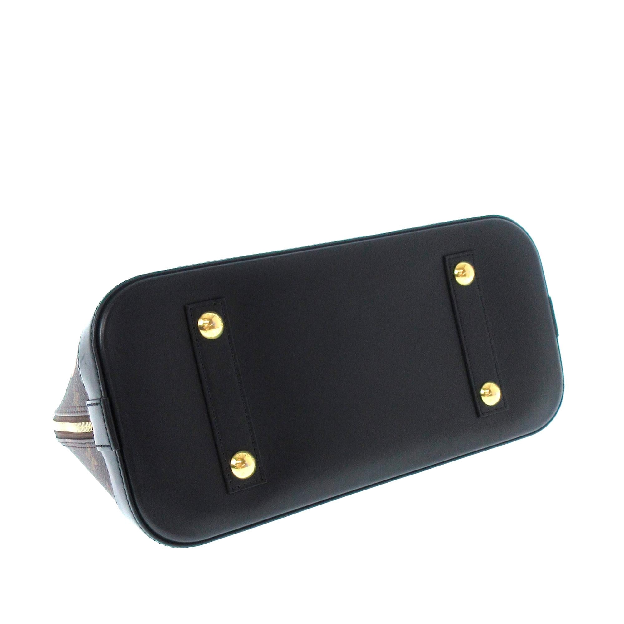 Louis Vuitton x Fornasetti Monogram Cameo Alma PM (SHG-pJW0iI)