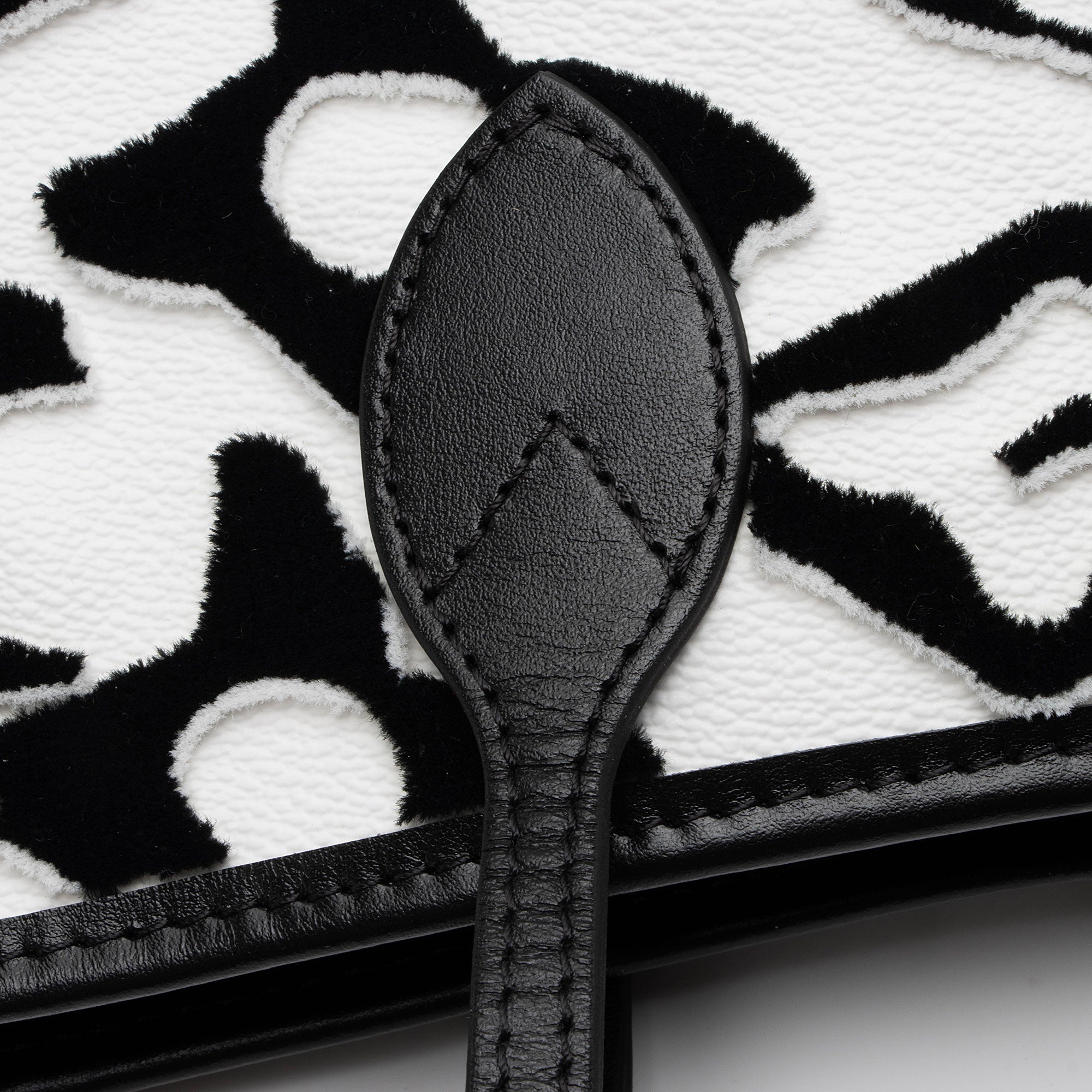 Louis Vuitton x Urs Fischer Tufted Monogram Canvas Neverfull MM Tote
