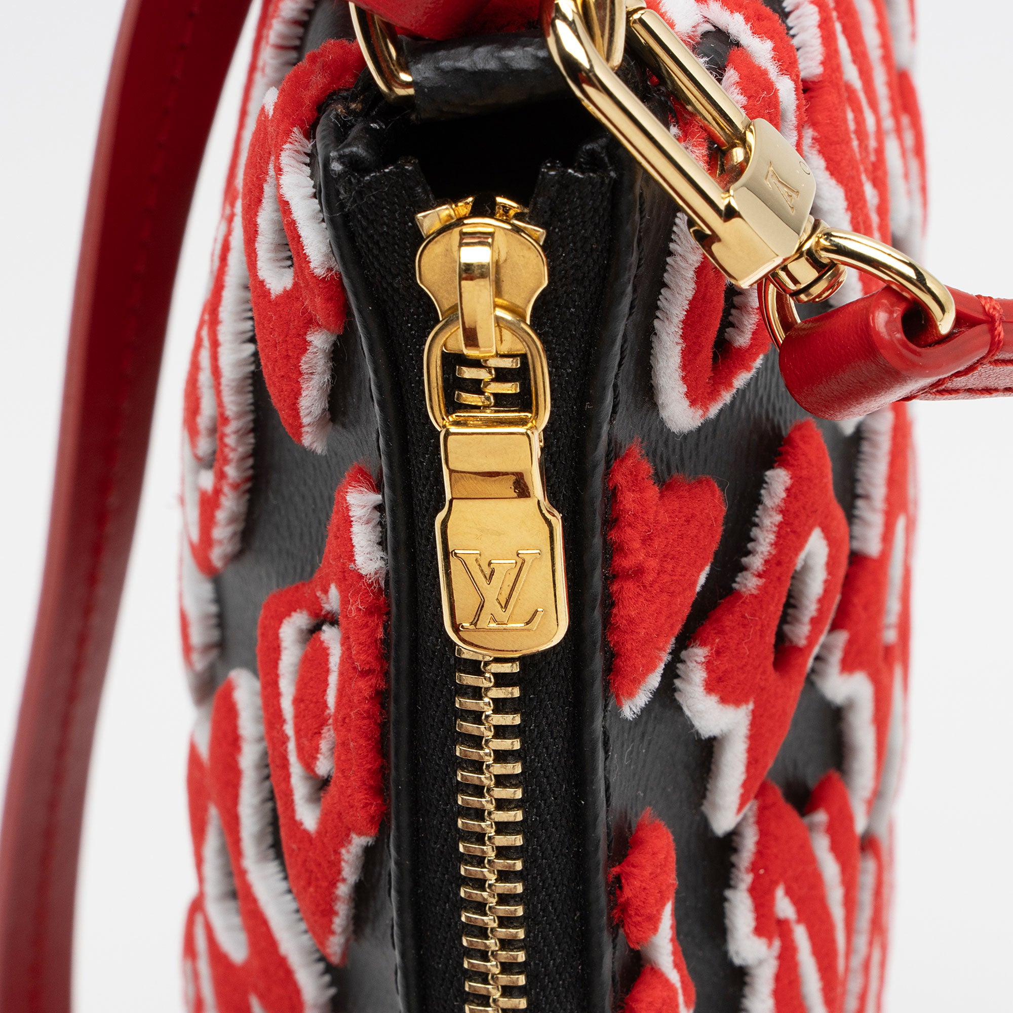 Louis Vuitton x Urs Fischer Tufted Monogram Canvas Pochette Accessoires (SHF-yZaBHA)