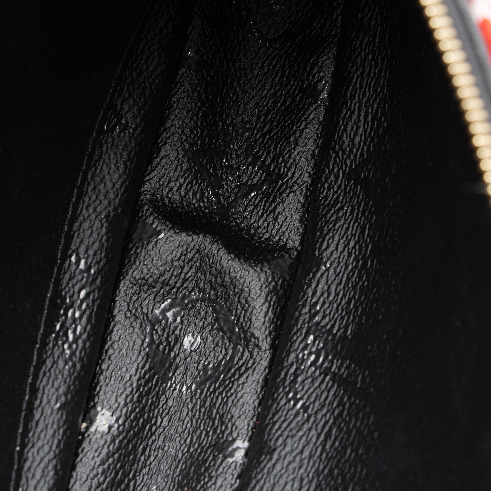 Louis Vuitton x Urs Fischer Tufted Monogram Canvas Pochette Accessoires (SHF-yZaBHA)