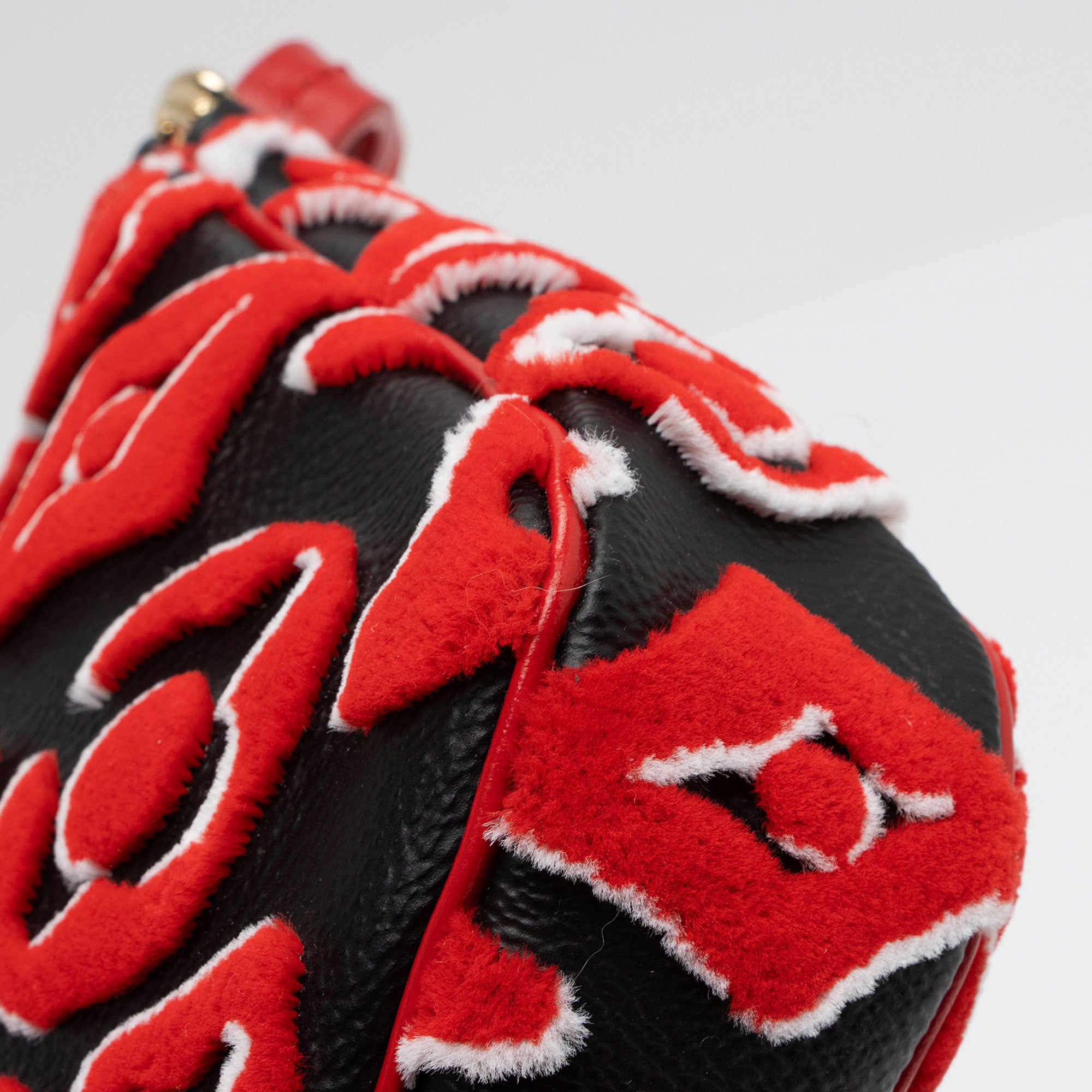 Louis Vuitton x Urs Fischer Tufted Monogram Canvas Pochette Accessoires (SHF-yZaBHA)