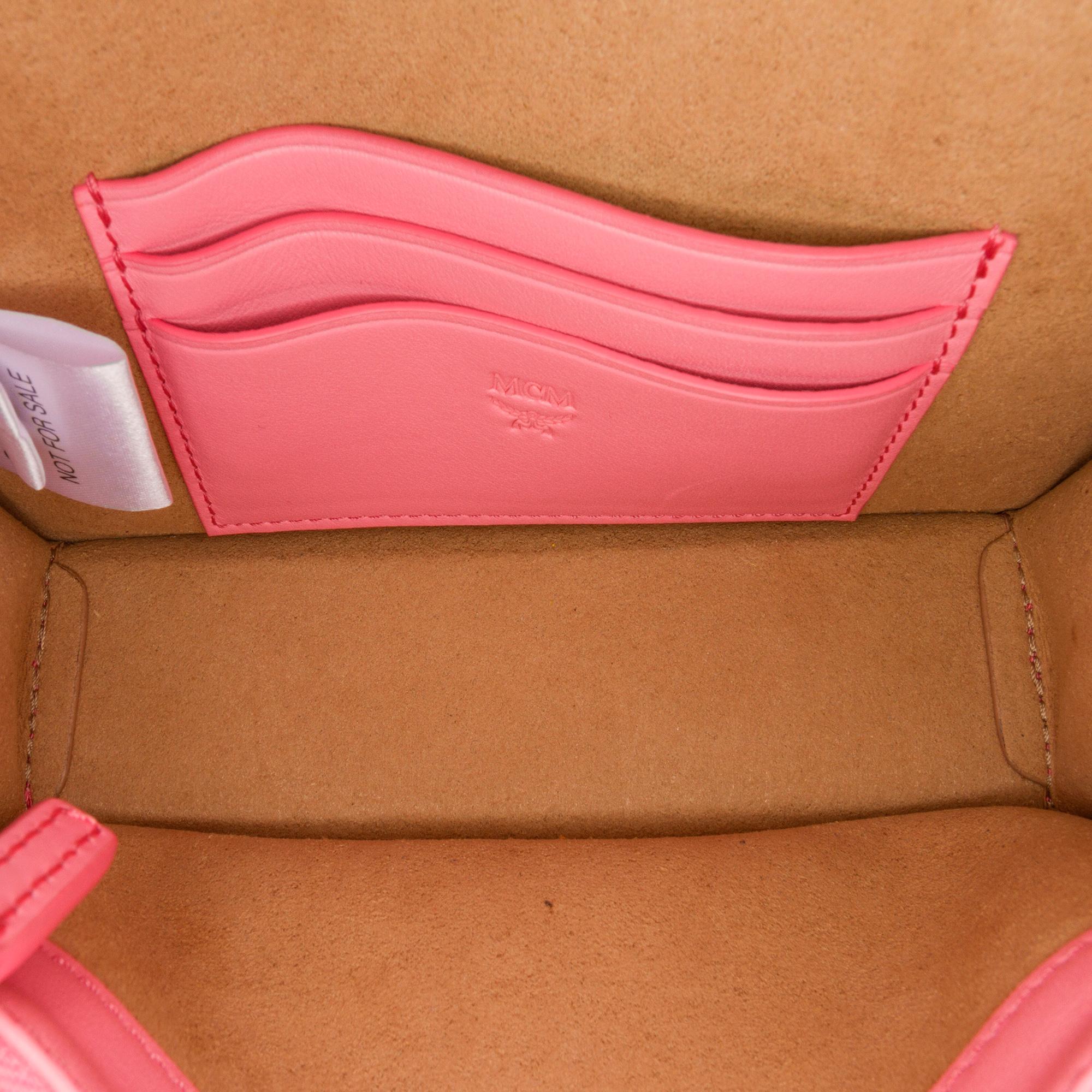 MCM Tracy Laurel Chain Crossbody Bag (SHG-n0JANH)