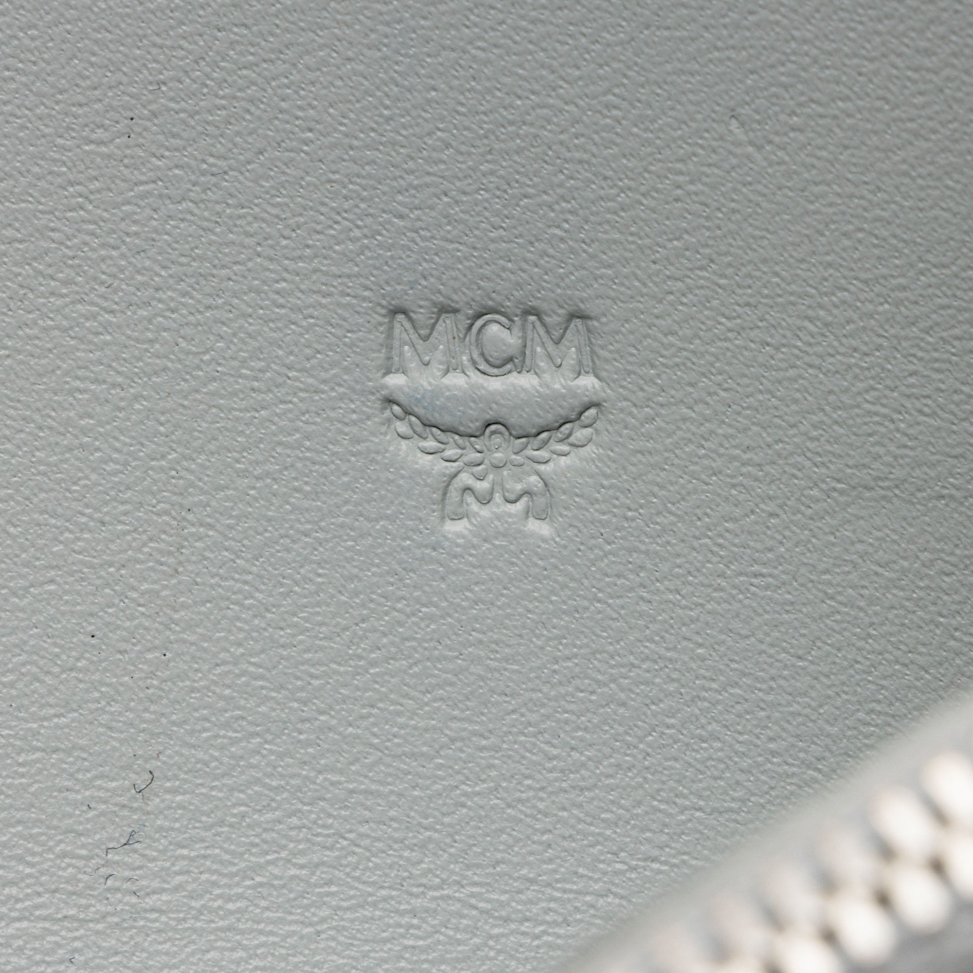 MCM Visetos Large Zip Wallet (SHF-VrUOye)