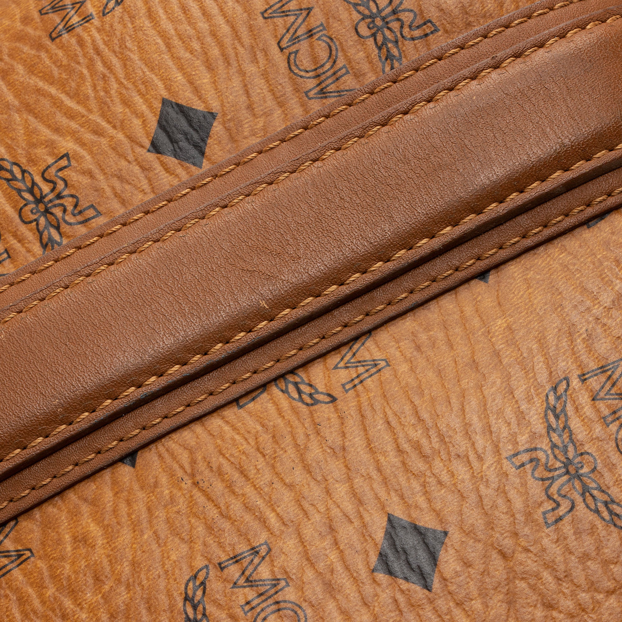 MCM Vintage Visetos Medium Shopper Tote with Pochette (SHF-o5bpVh)