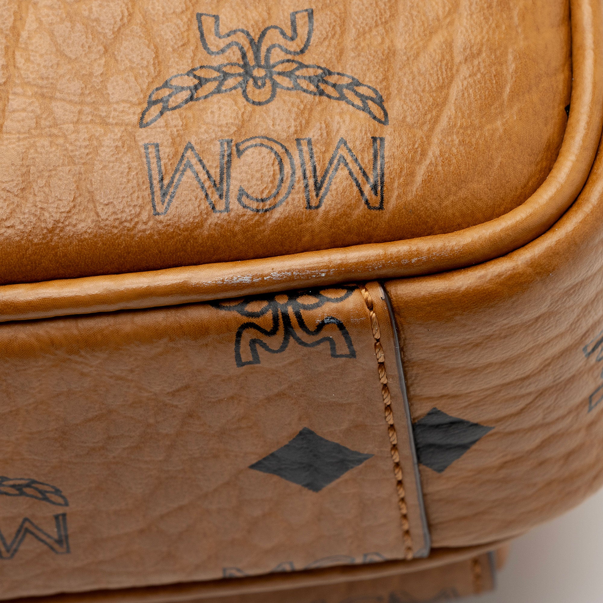 MCM Visetos Aren Small Crossbody Bag (SHF-nJ5KJz)