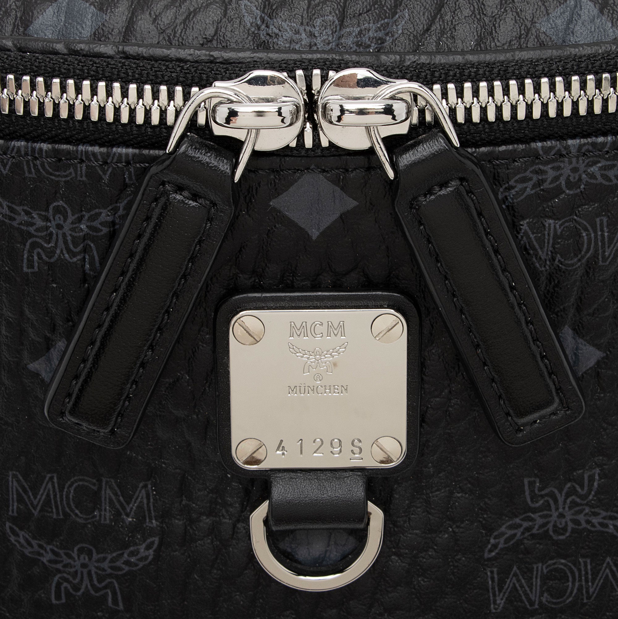 MCM Visetos Fursten Small Belt Bag (SHF-IY1Qpn)