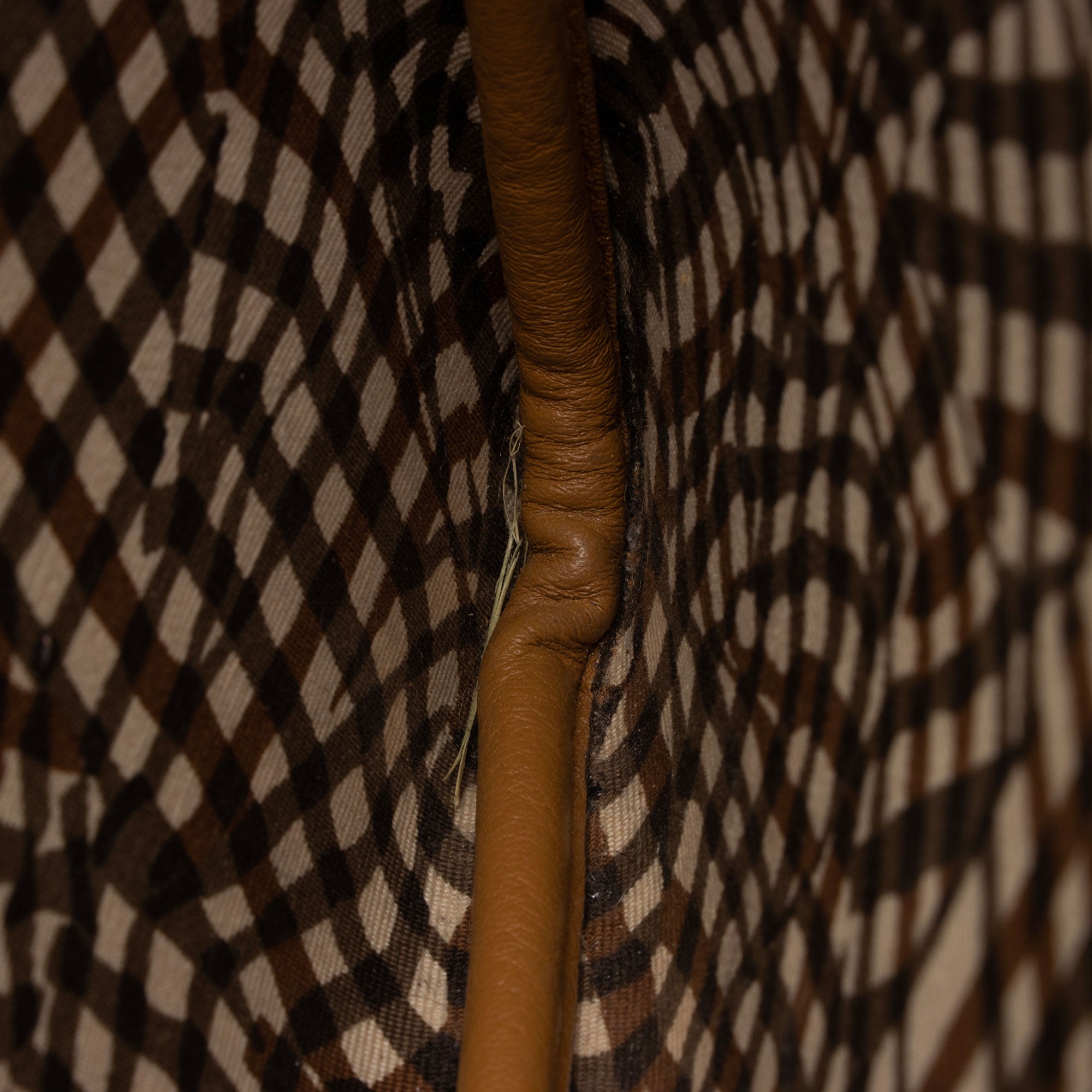 MCM Visetos Large Pochette (SHF-zpFnqt)