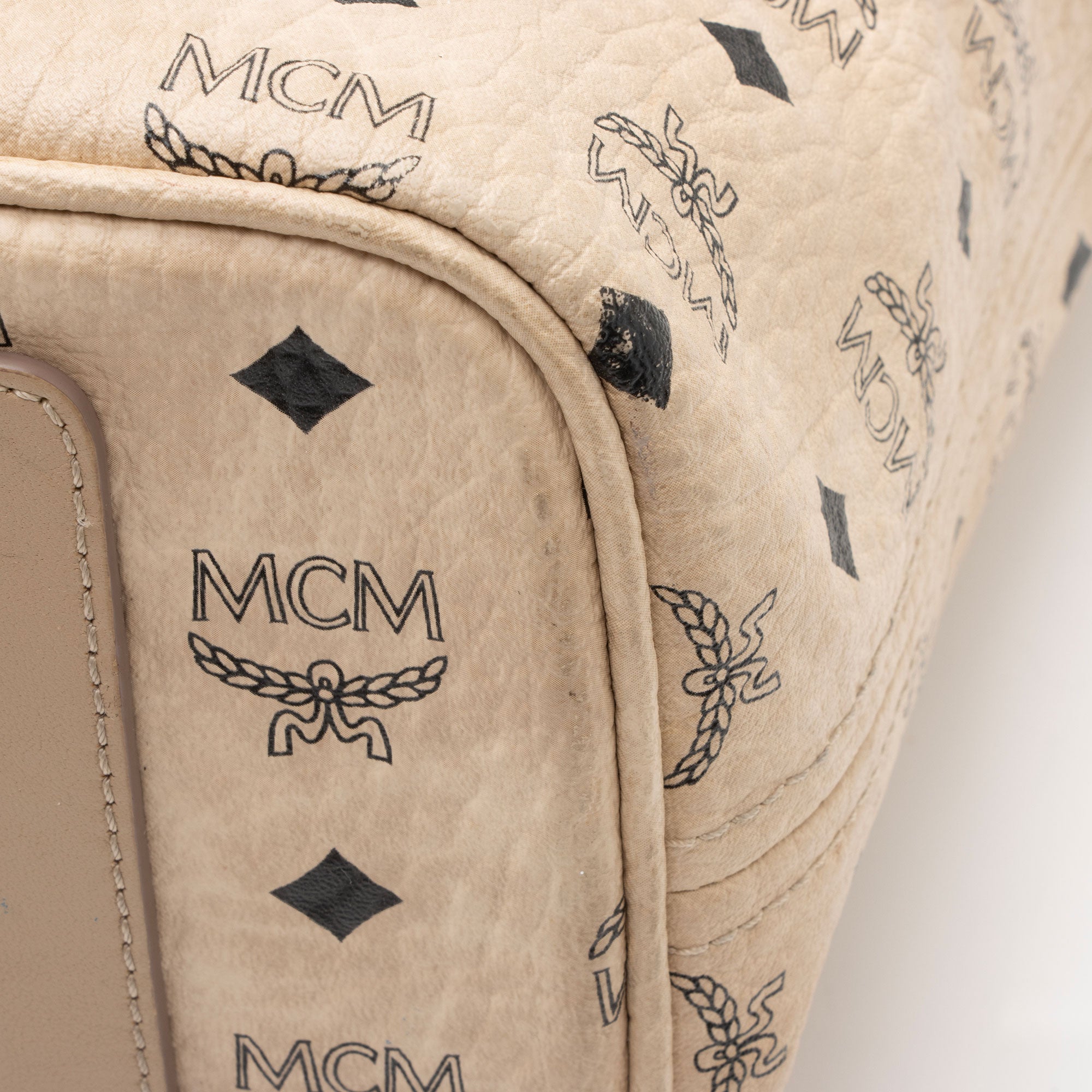 MCM Visetos Medium Anya Tote (SHF-lqhKX2)