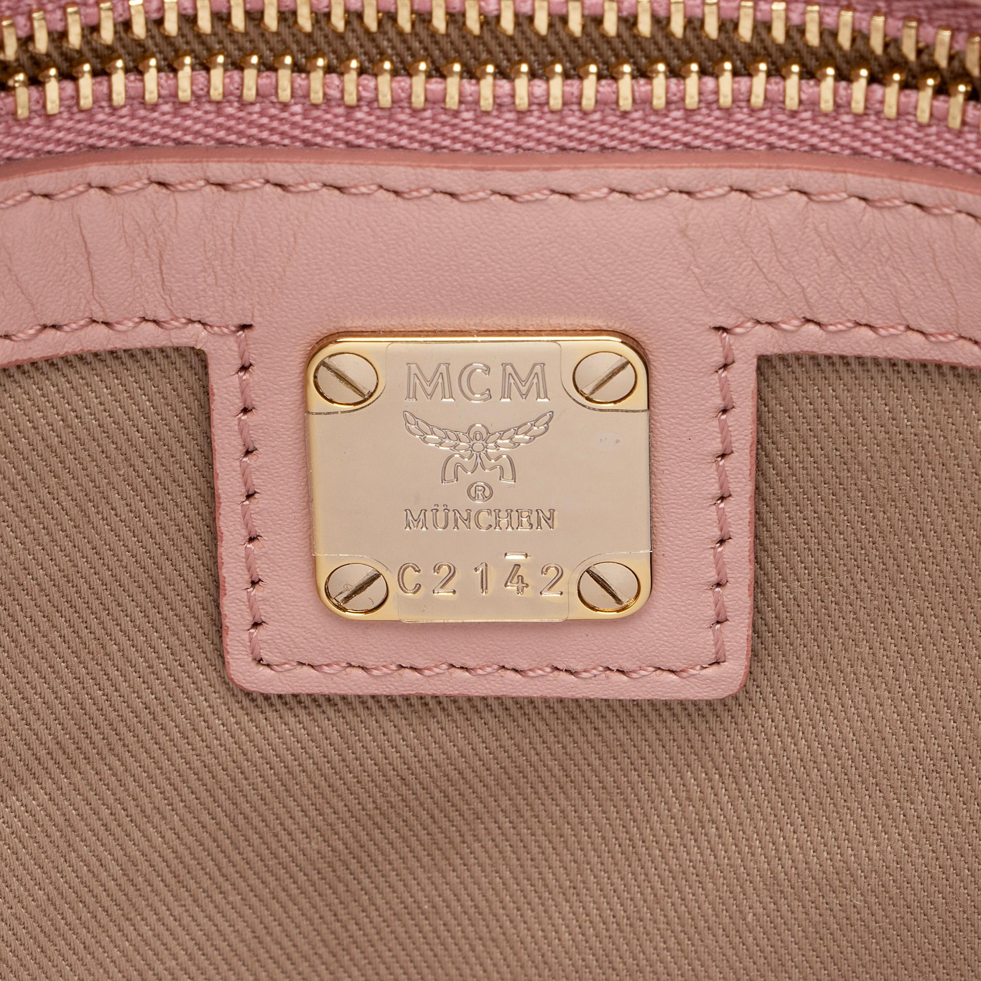 MCM Visetos Original Pouch Medium Crossbody Bag (SHF-QNsHHi)