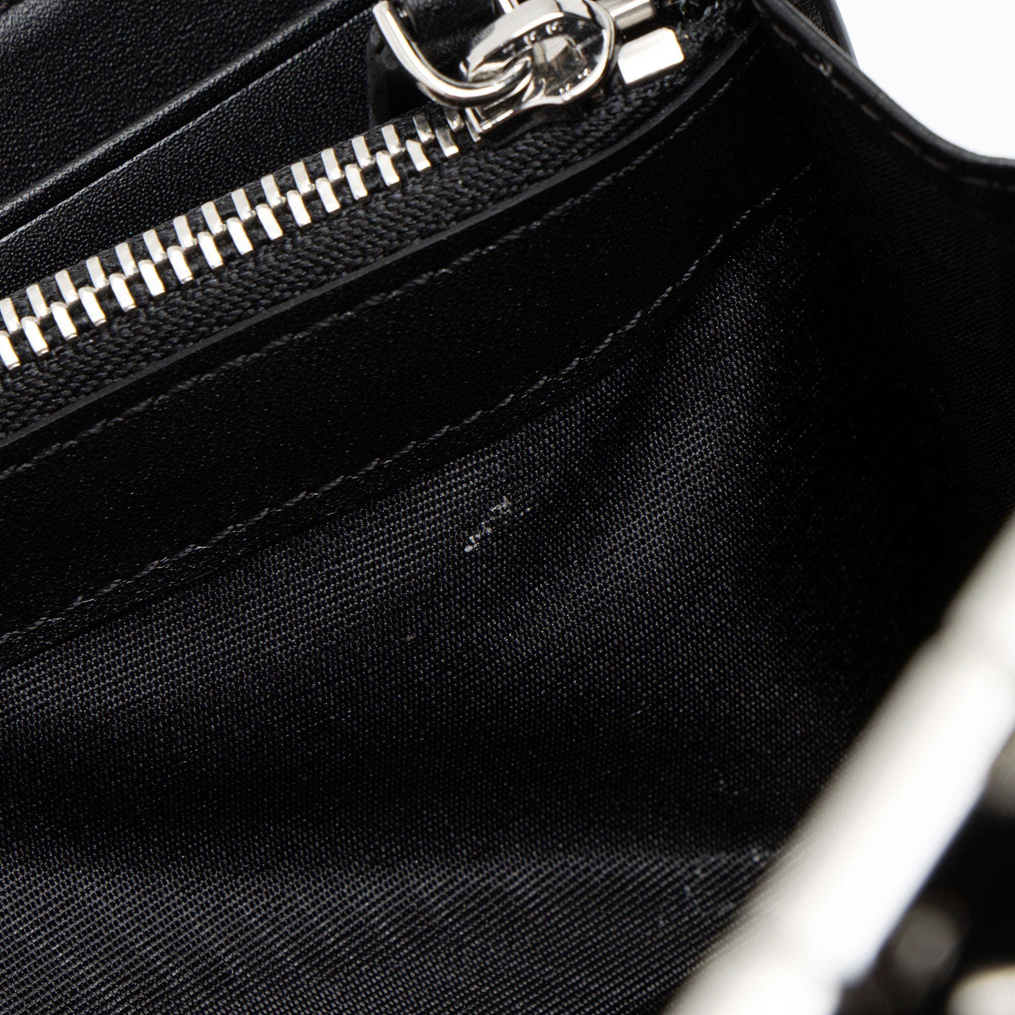 MCM Visetos Patricia Wallet on Chain