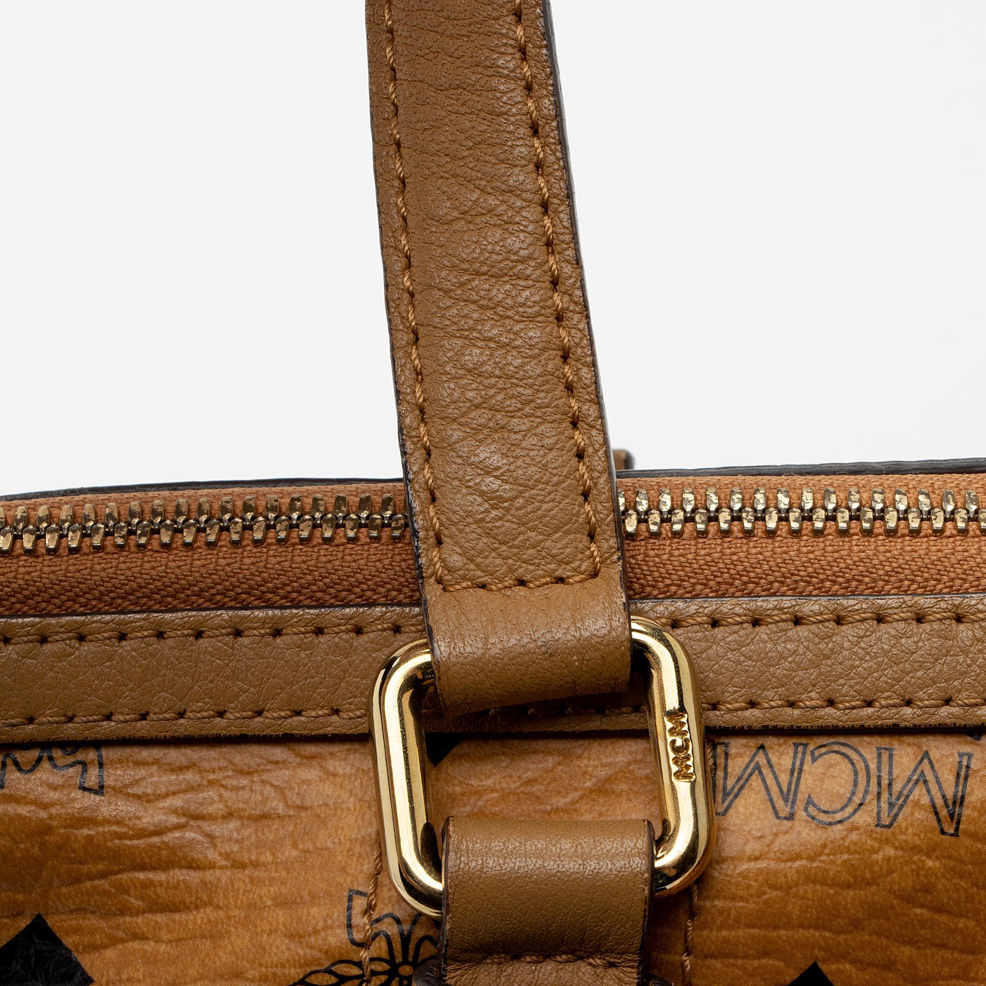 MCM Visetos Top Zip Two Way Shopper Tote (SHF-XGkqn7)