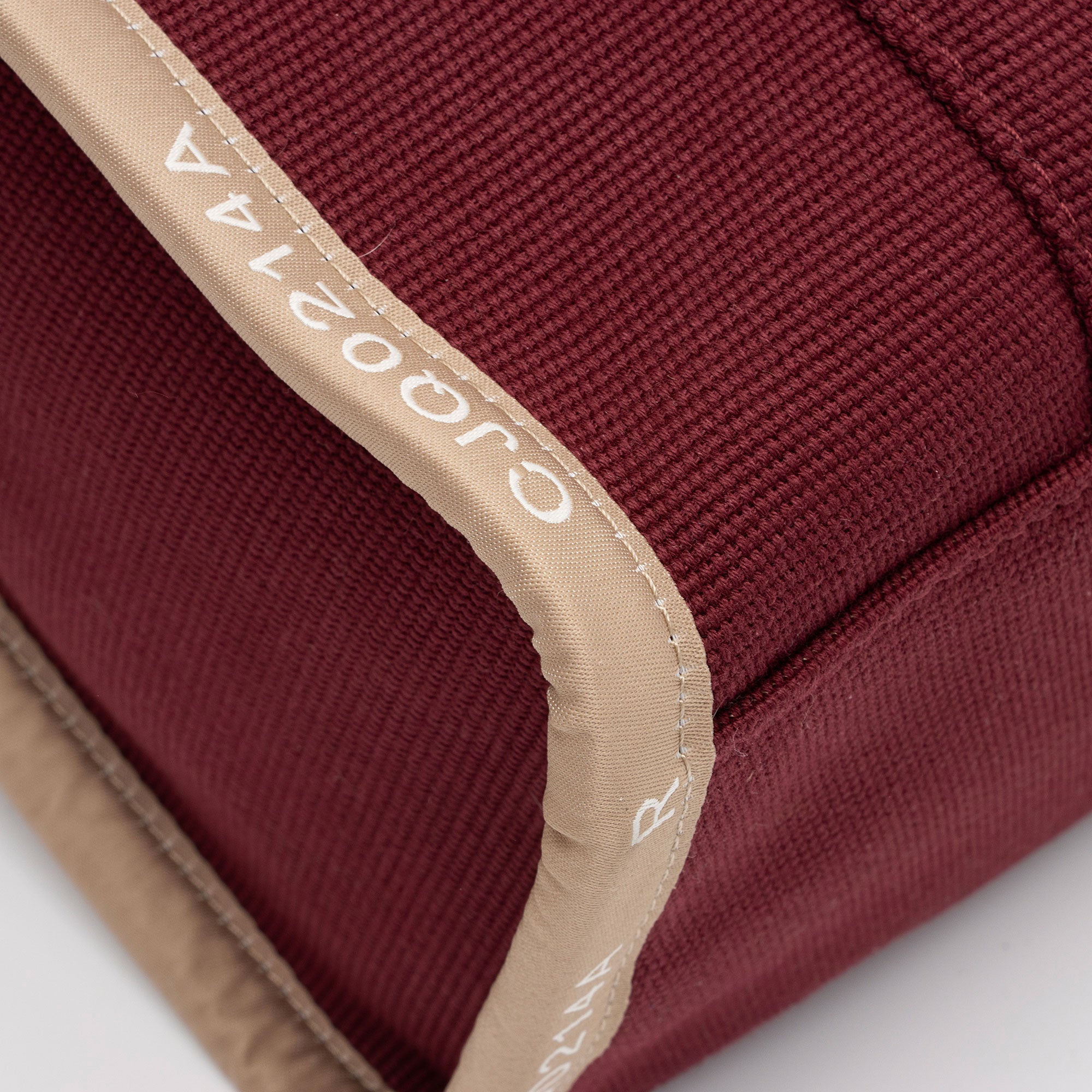 Marc Jacobs Canvas The Tote Medium Bag (SHF-j4utbg)