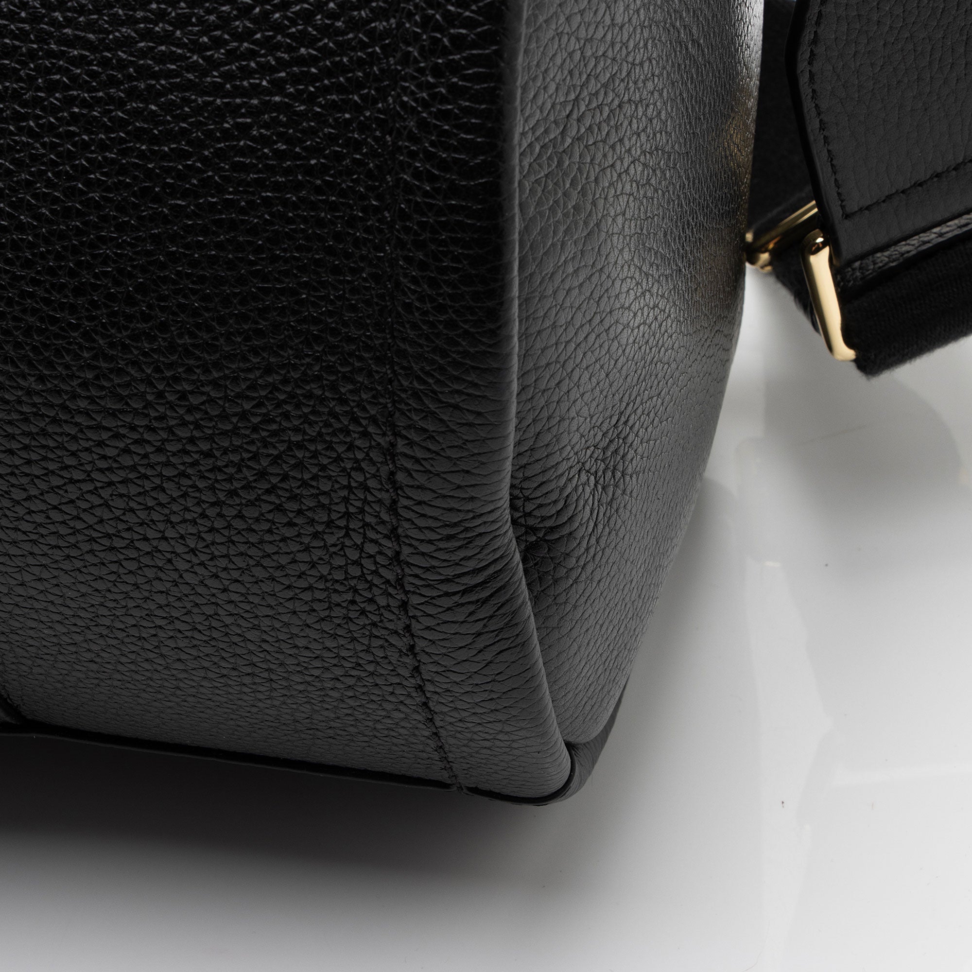 Marc Jacobs Leather Large The Duffle Bag (SHF-bAJmLL)
