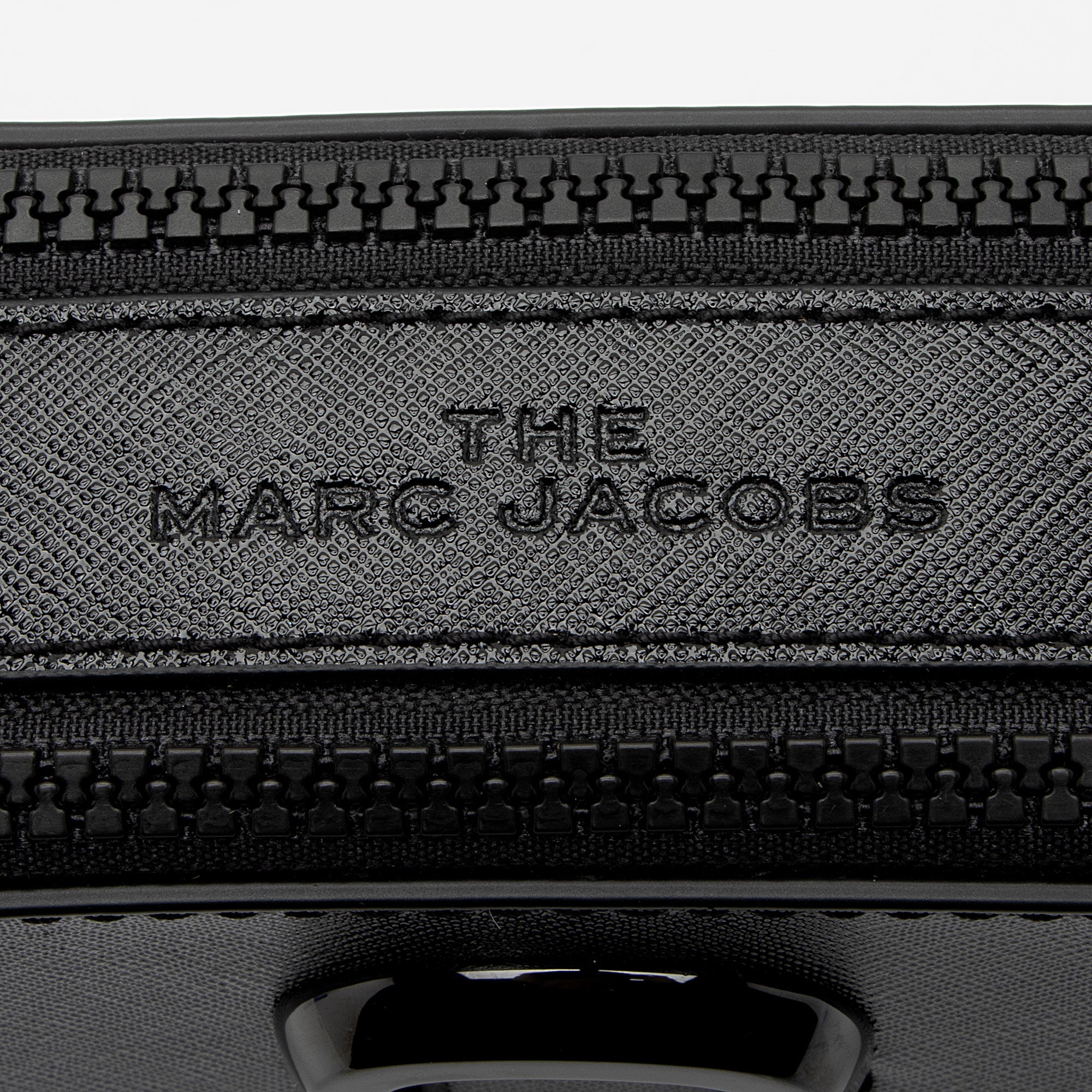 Marc Jacobs Leather Snapshot Camera Bag (SHF-DPDW1G)