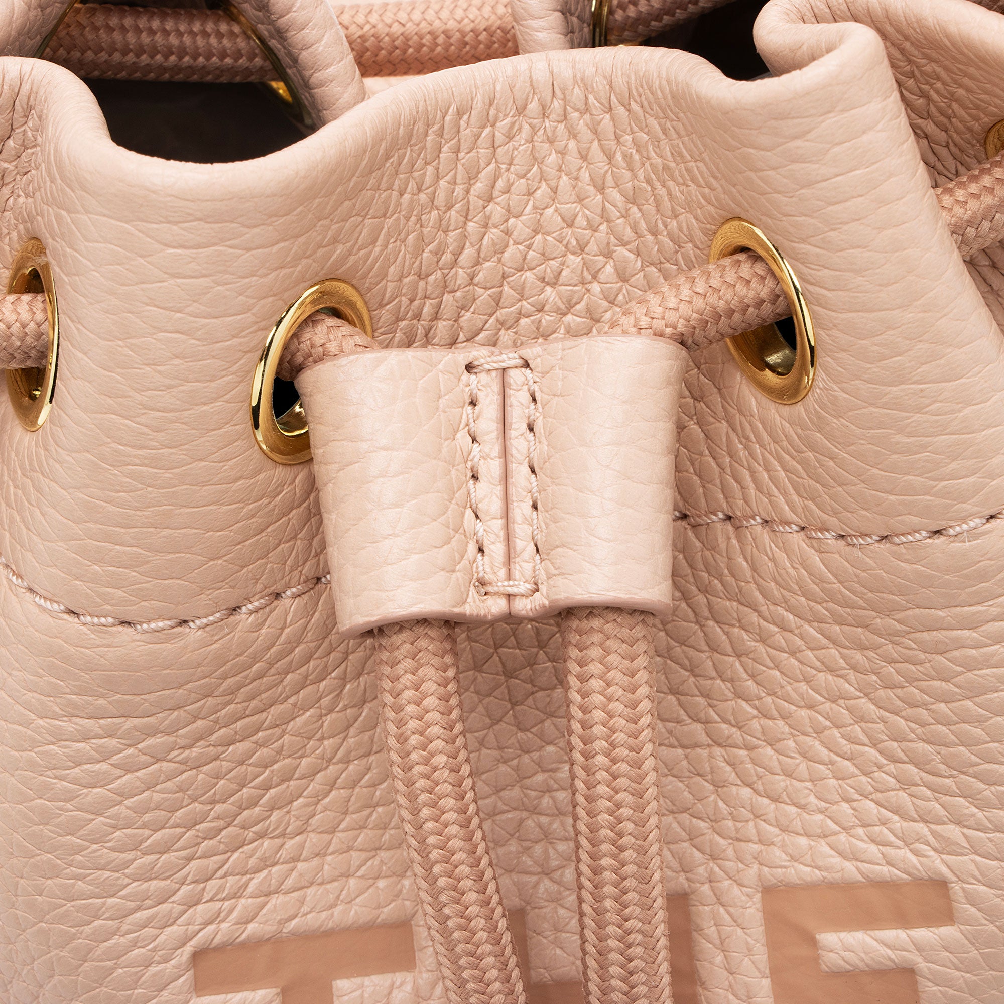 Marc Jacobs Leather The Bucket Drawstring Medium Shoulder Bag