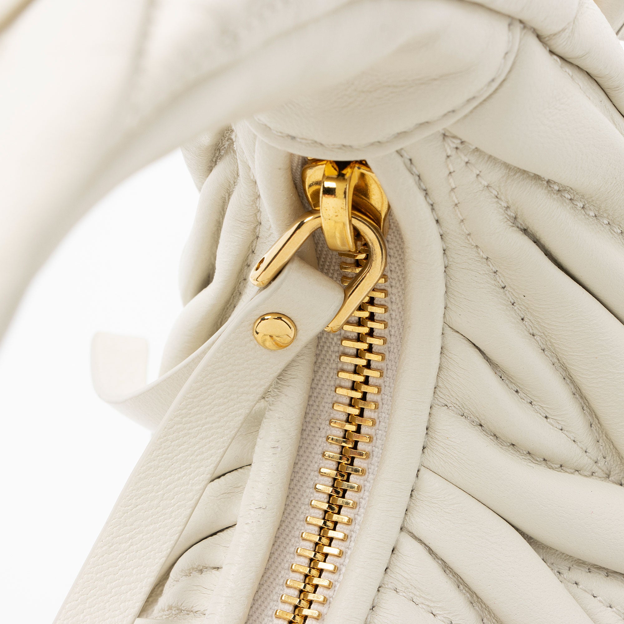 Miu Miu Matelasse Leather Wander Mini Hobo (SHF-uq6TOu)