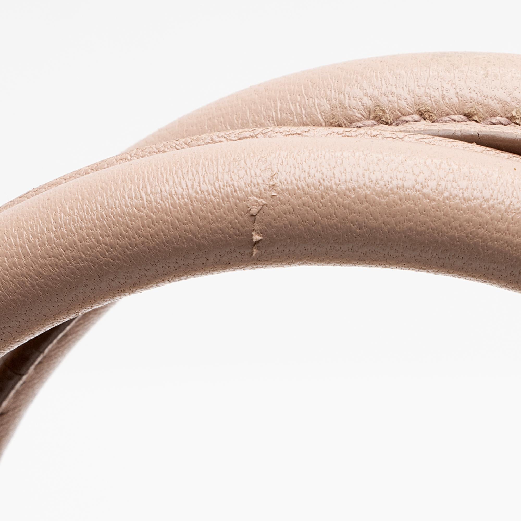 Miu Miu Matelasse Nappa Leather Convertible Medium Tote (SHF-KNlDVn)