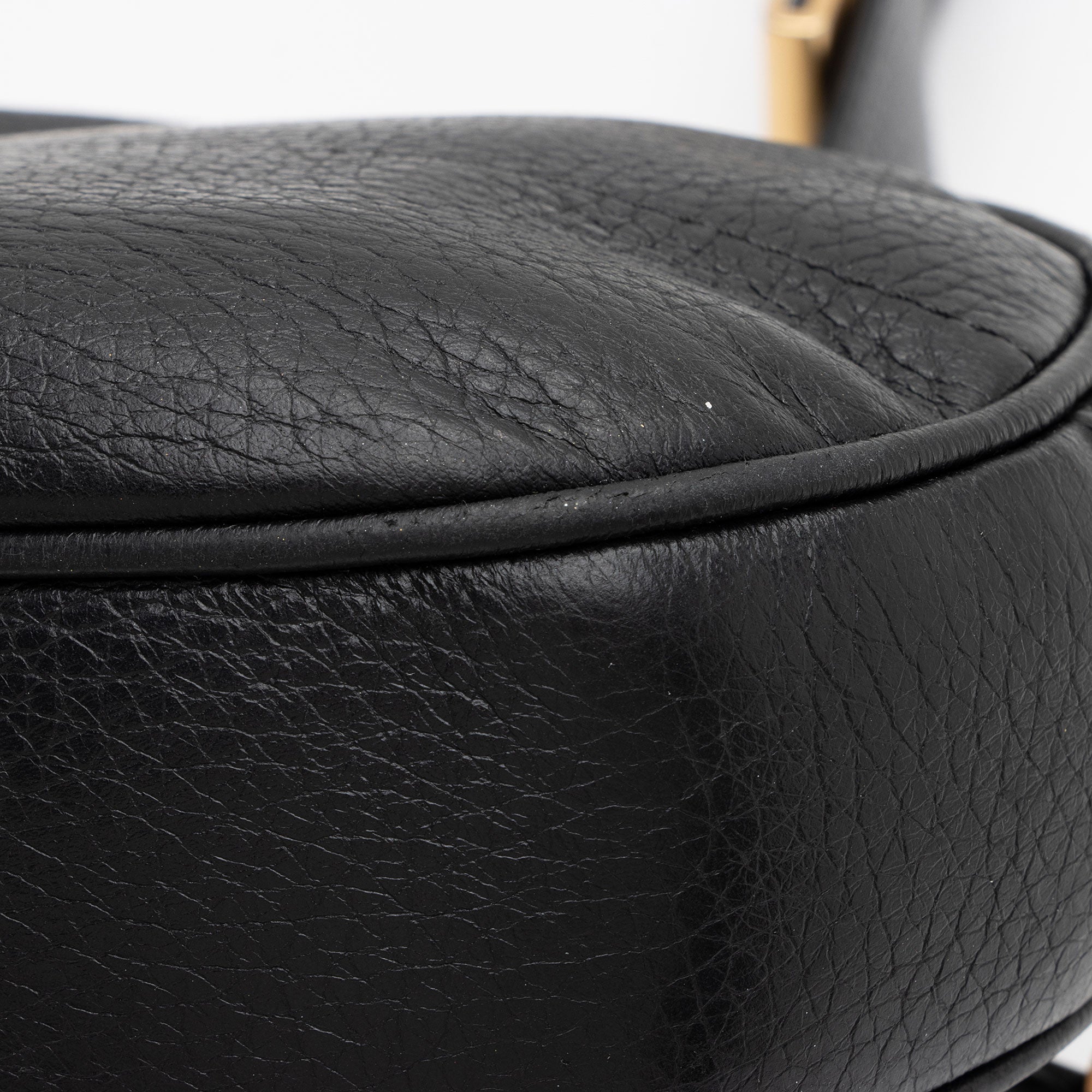 Moschino Leather Logo Shoulder Bag (SHF-Y2p2kN)