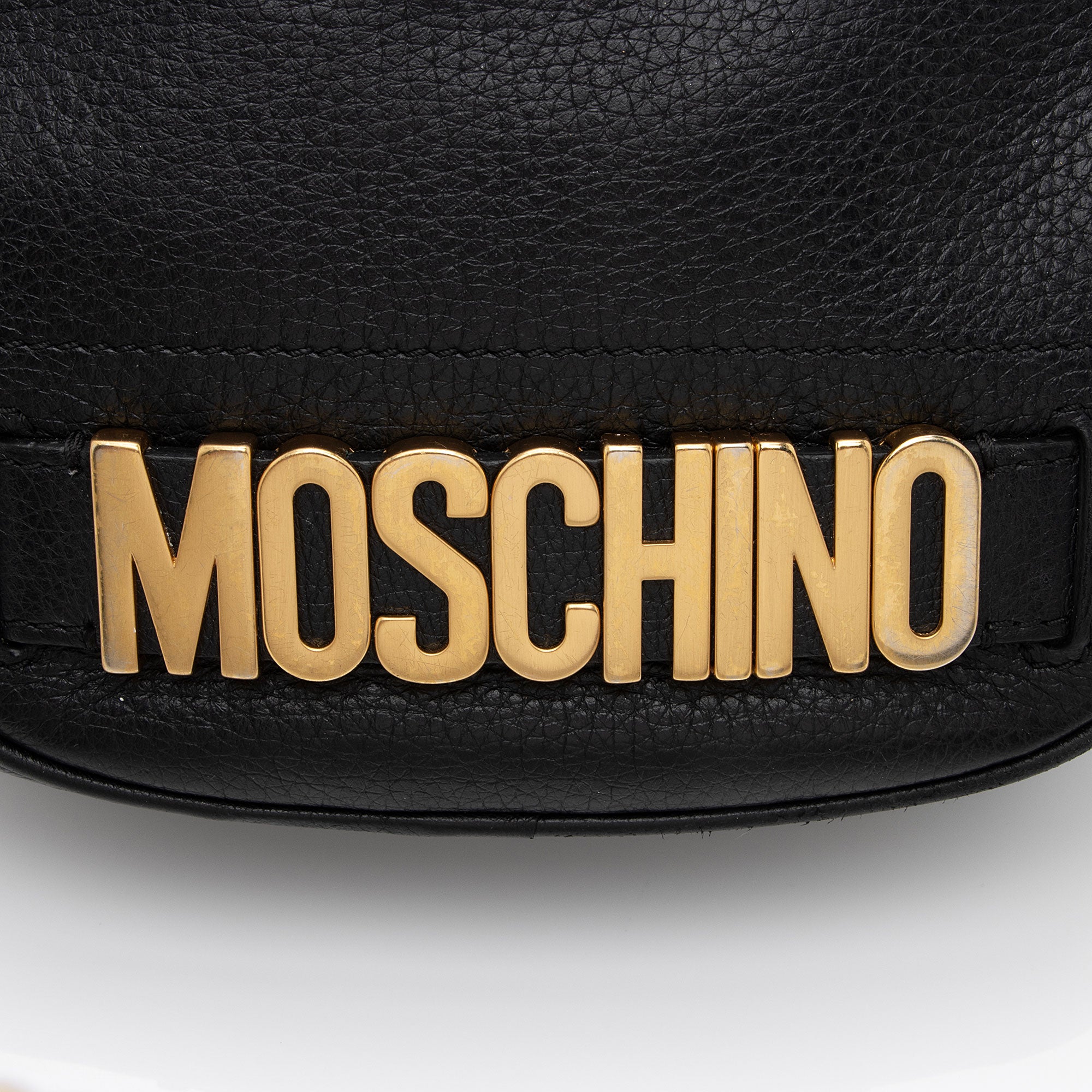 Moschino Leather Logo Shoulder Bag (SHF-Y2p2kN)