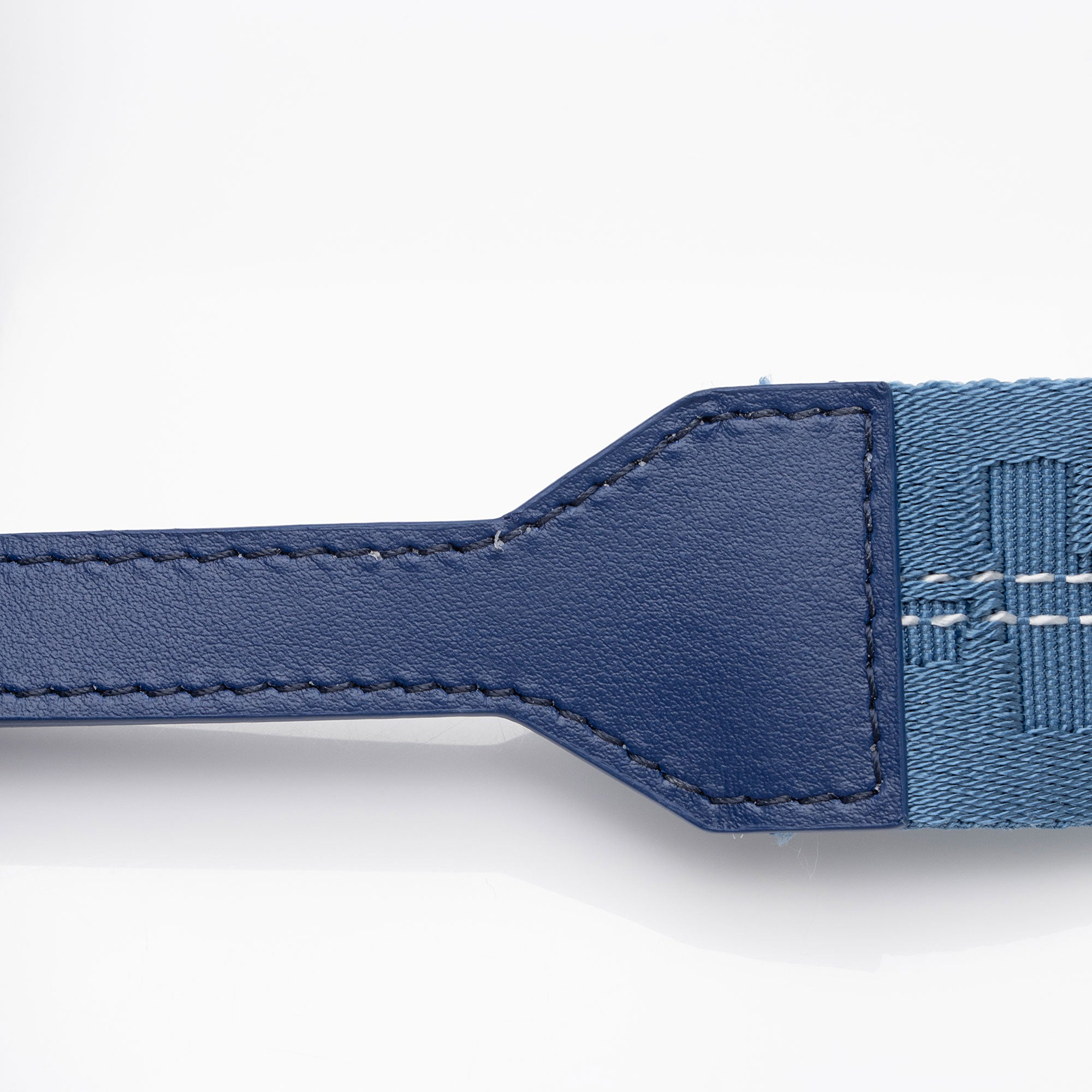 Off-White Leather Jitney 0.5 Flap Bag (SHF-Z8Jk3k)