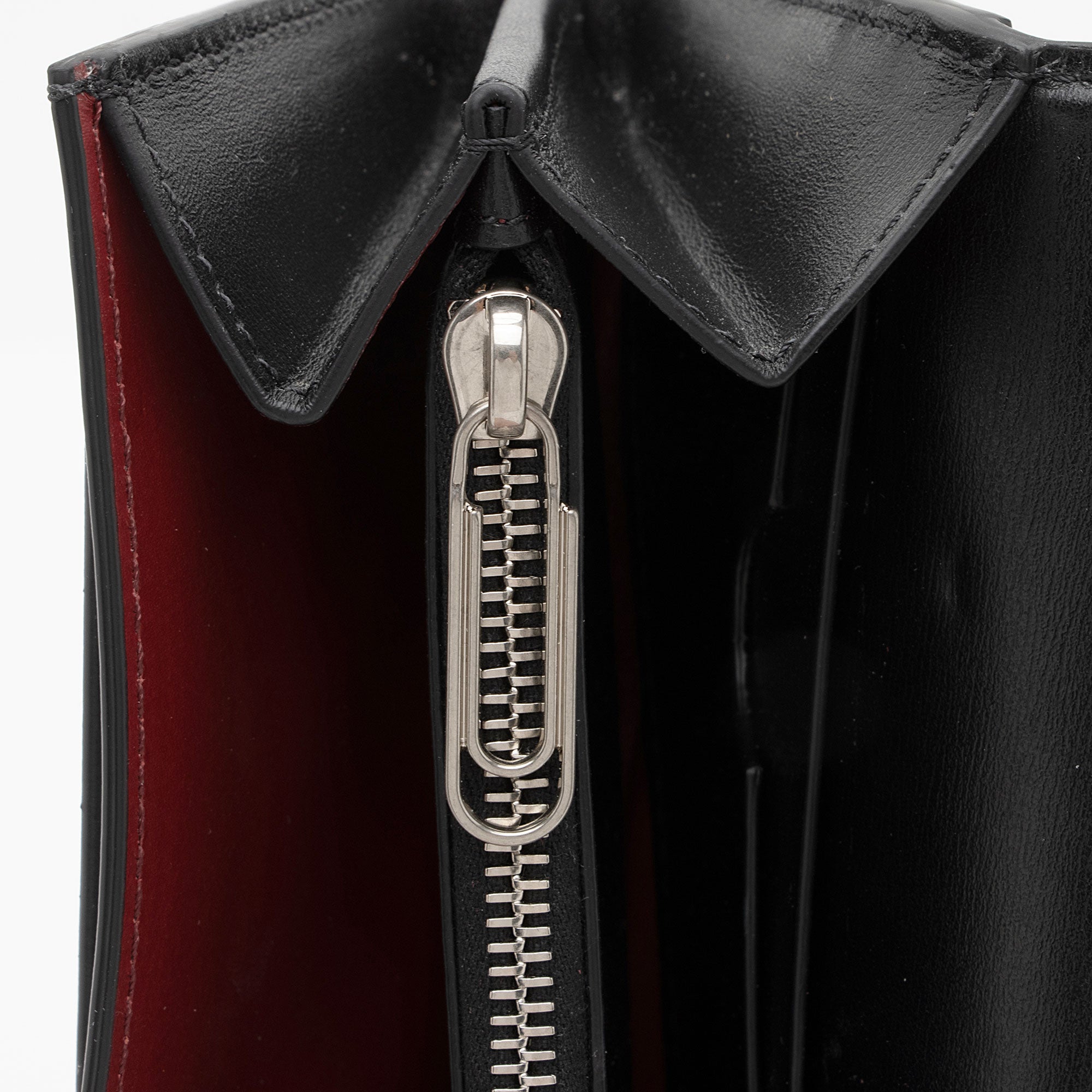 Off-White Leather Logo Jitney Wallet on Chain Bag (SHF-Rswgy5)